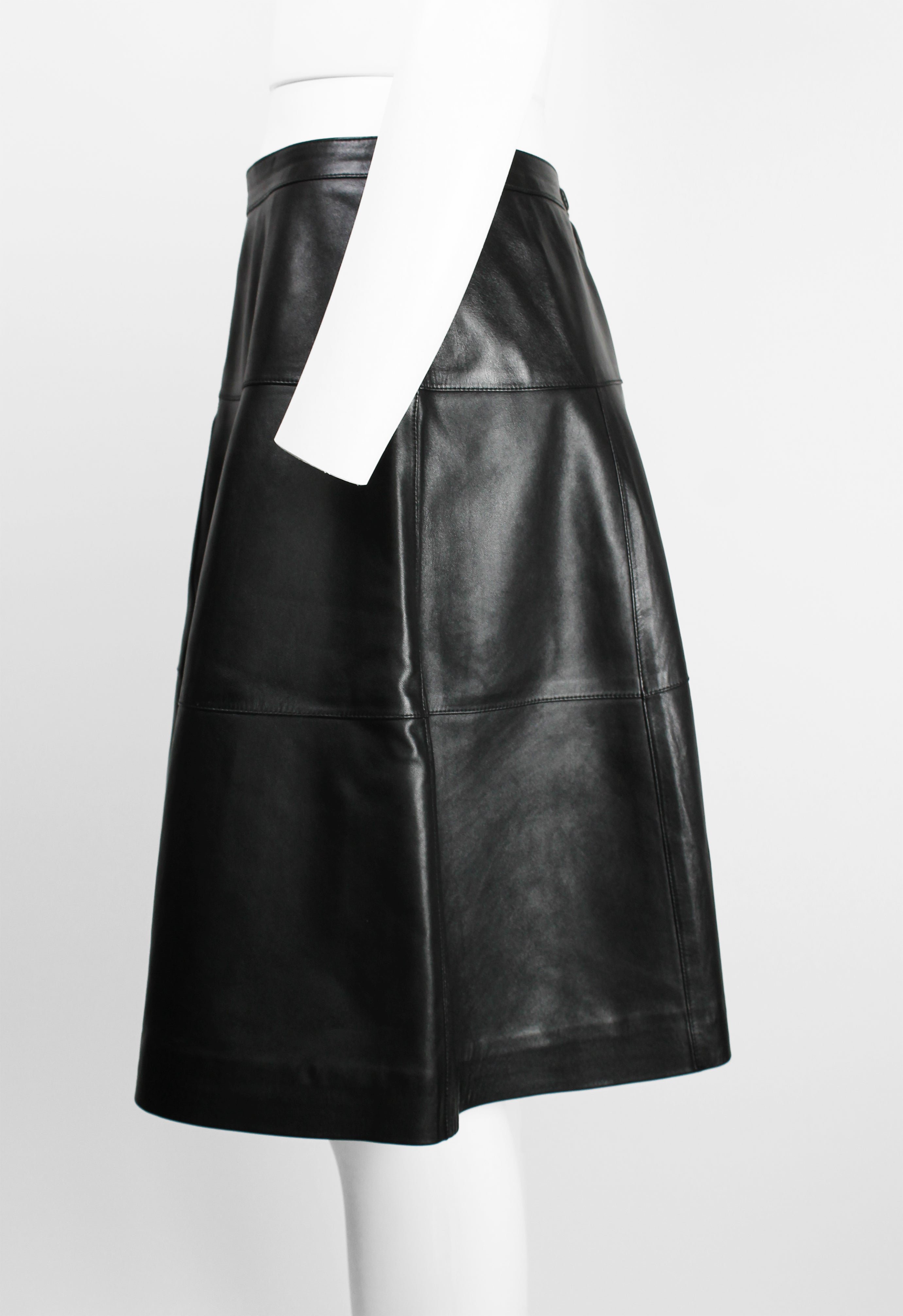 CHANEL FW 2001 BLACK LEATHER SKIRT