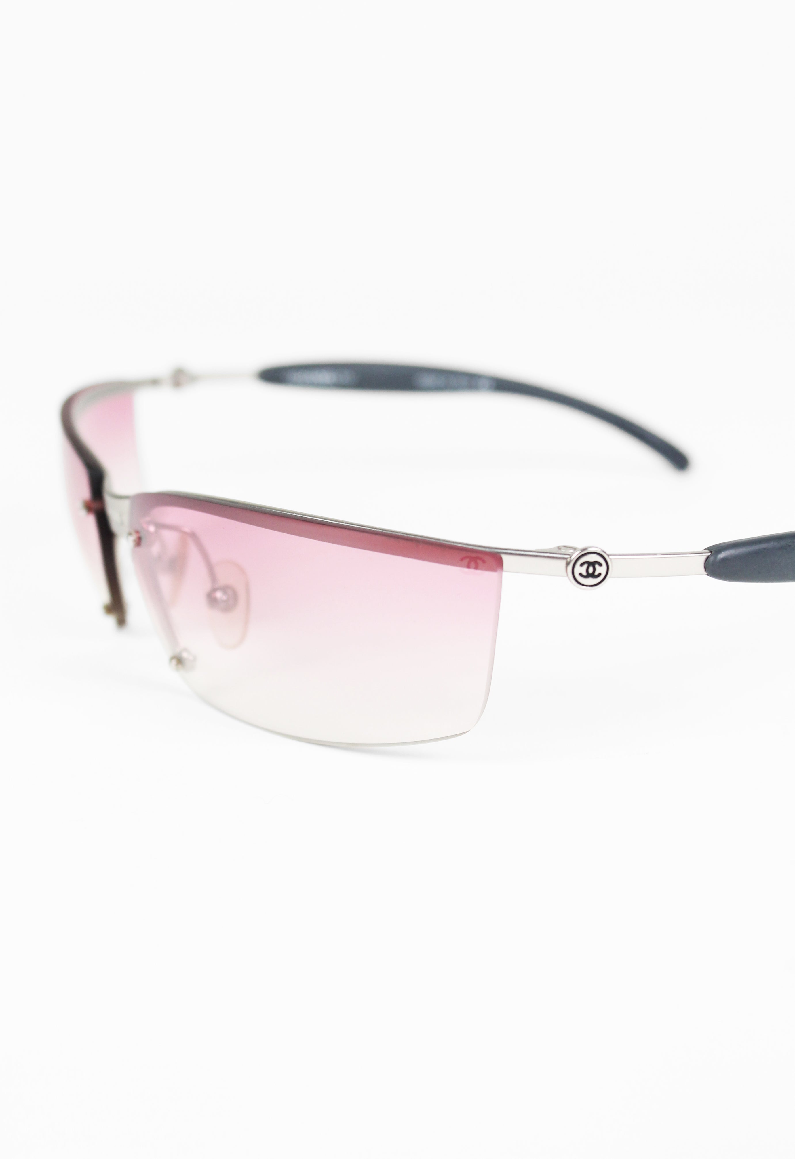 CHANEL FW 2000 PINK GRADIENT SPORT SUNGLASSES