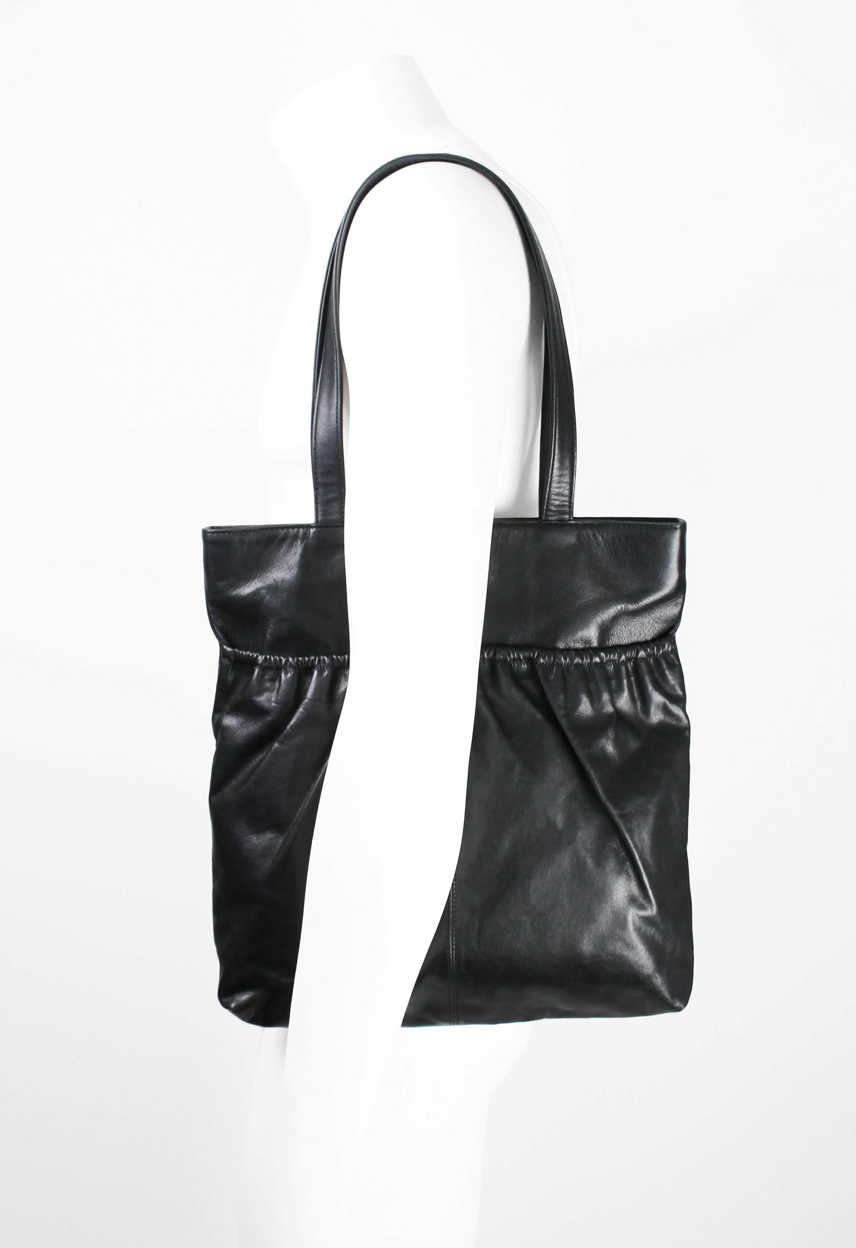 DRIES VAN NOTEN LEATHER RUCHED TOTE BAG