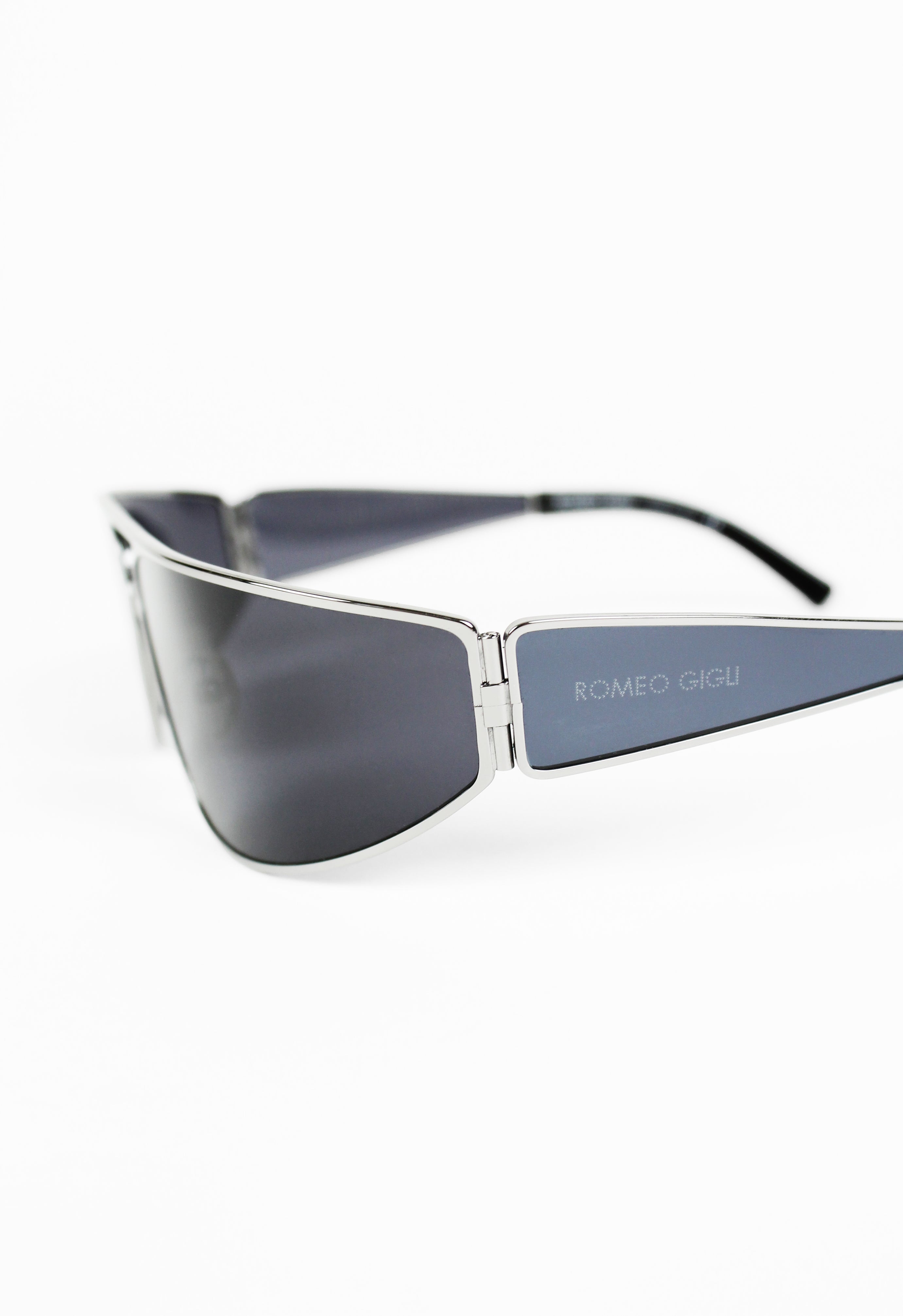 ROMEO GIGLI 1990'S EXTENDED LENS AVIATOR SUNGLASSES