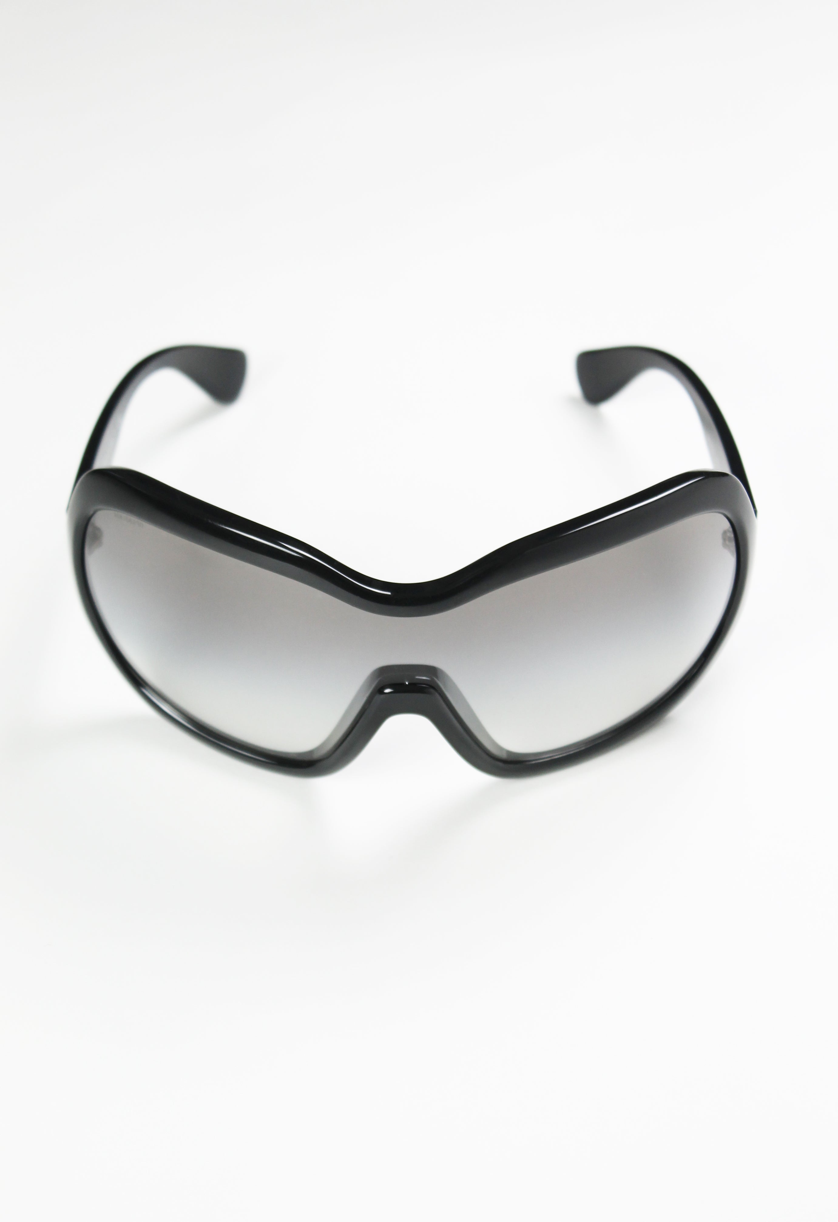 Prada illusion sunglasses Oversized sunglasses Prada White in Plastic - 46593613 main image 3