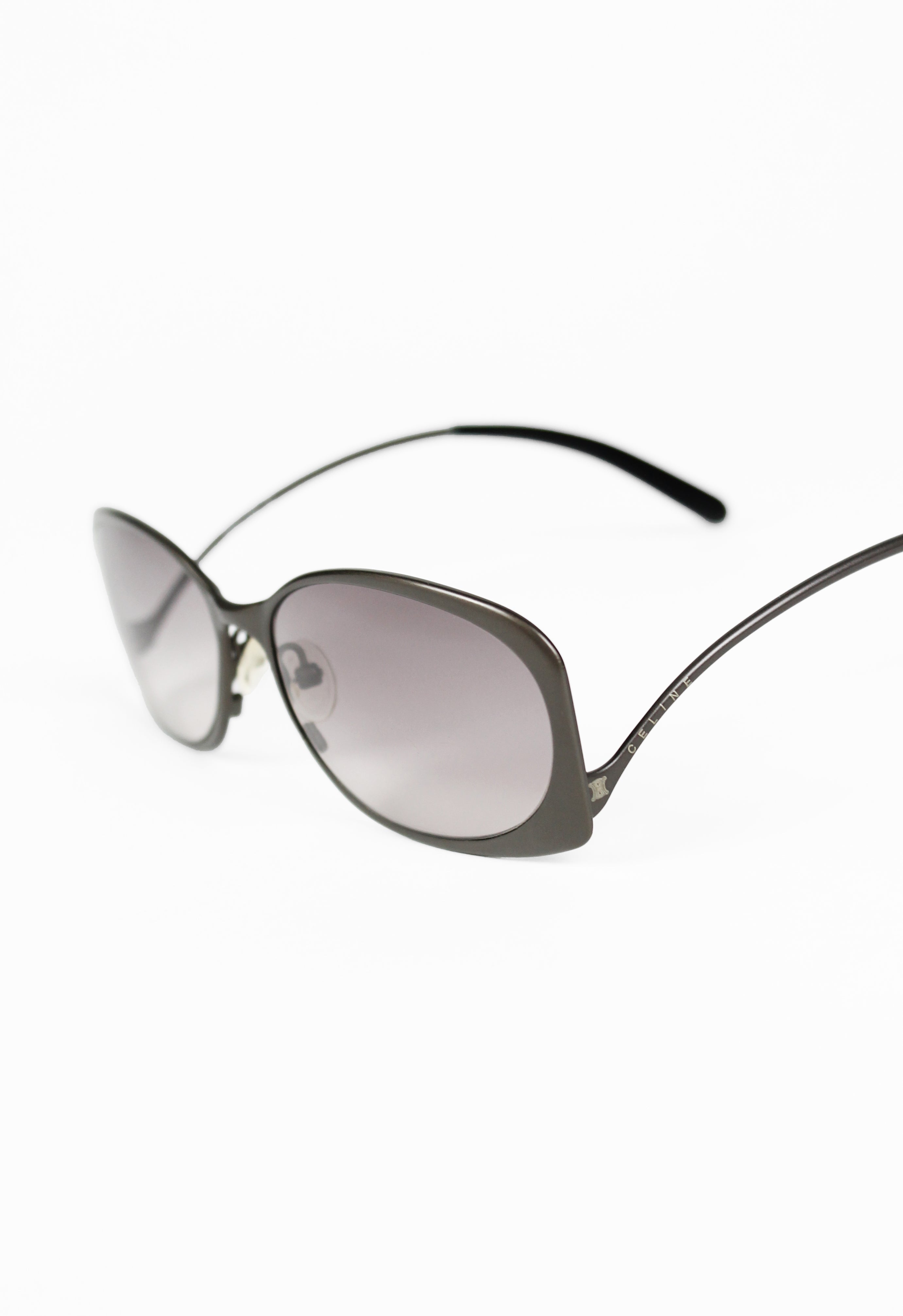 CELINE EXTREME ARCHED SUNGLASSES