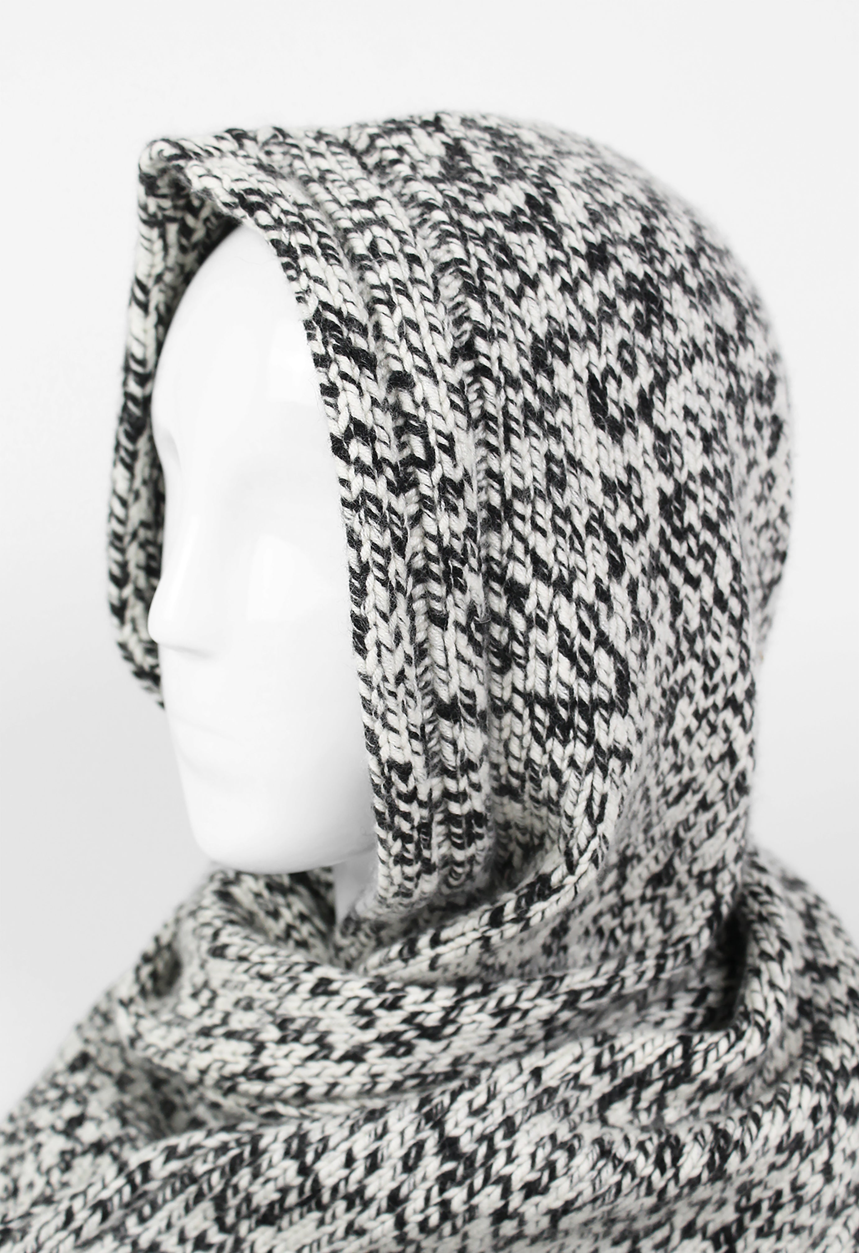 CELINE FW 1999 CASHMERE HOODED SCARF