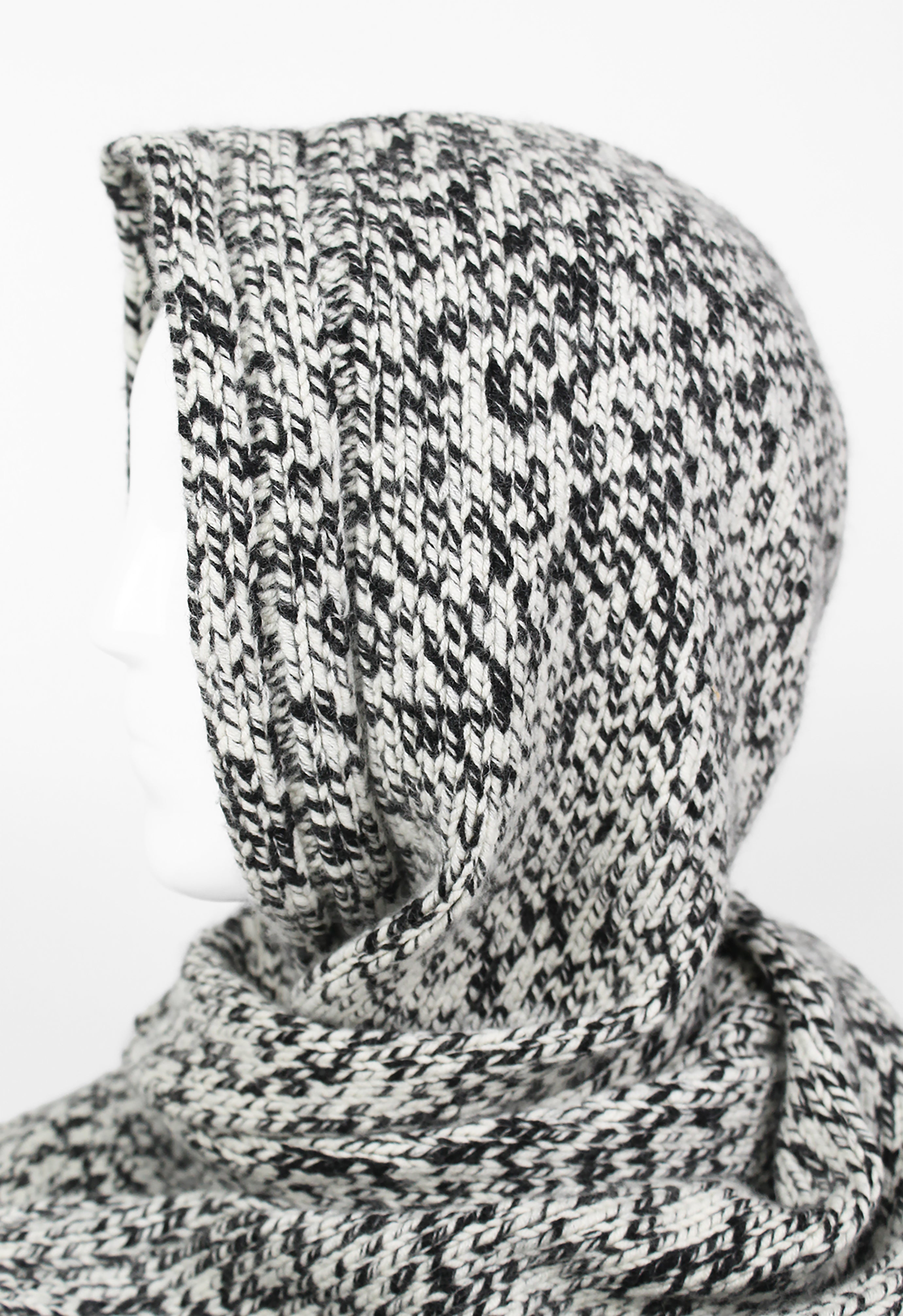 CELINE FW 1999 CASHMERE HOODED SCARF