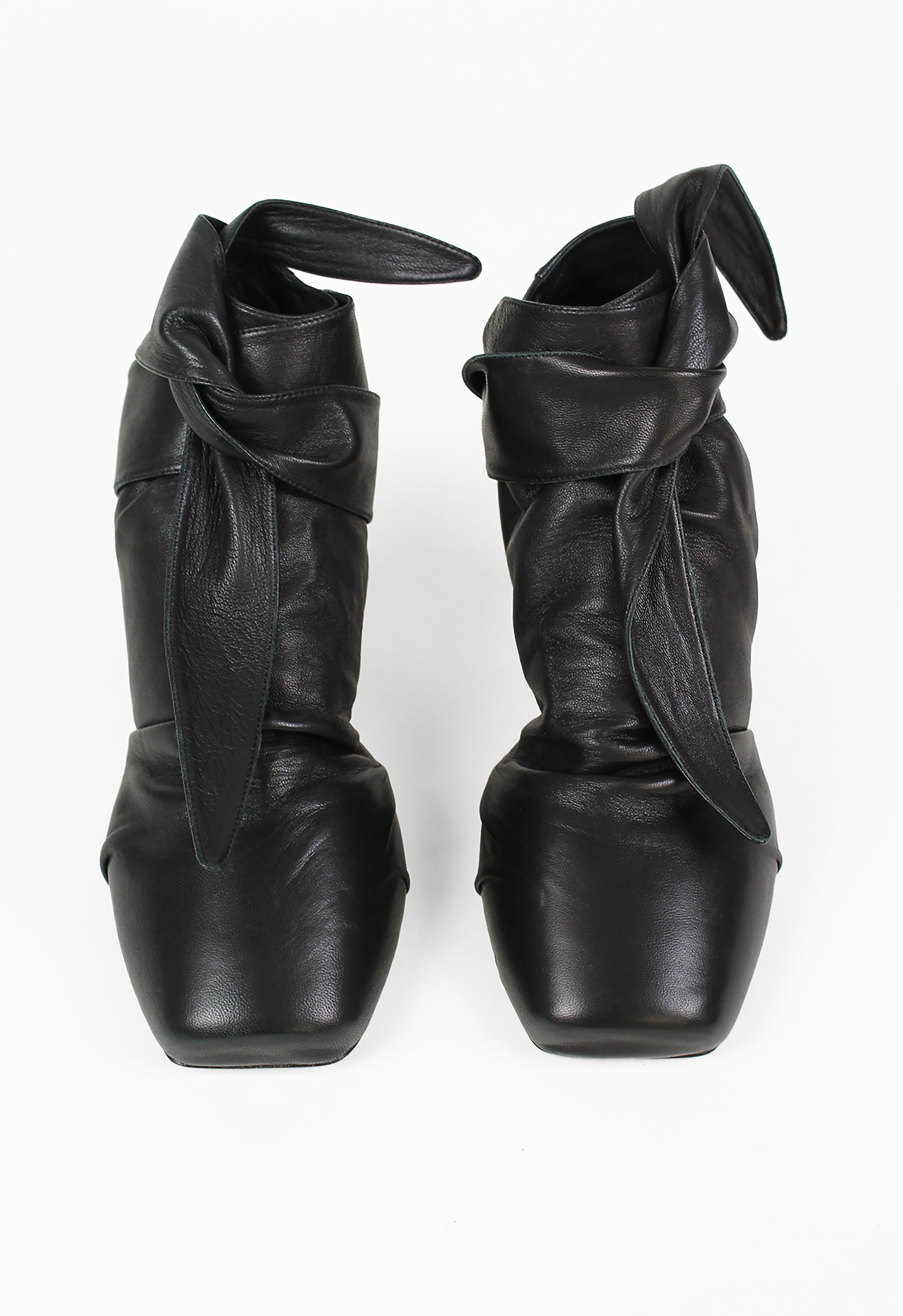 CÉLINE RESORT 2018 NAPPA LEATHER BALLET HEELS