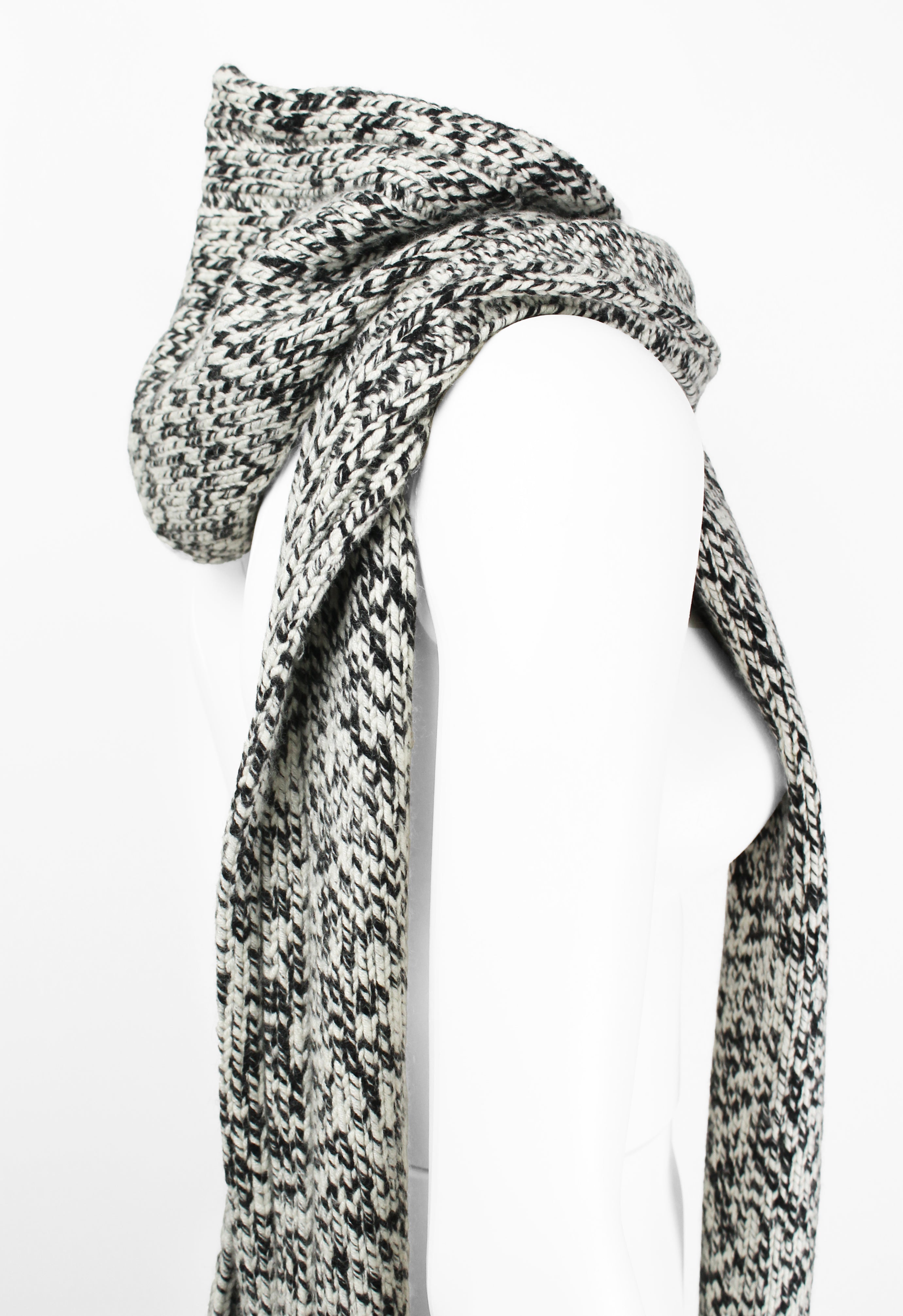 CELINE FW 1999 CASHMERE HOODED SCARF