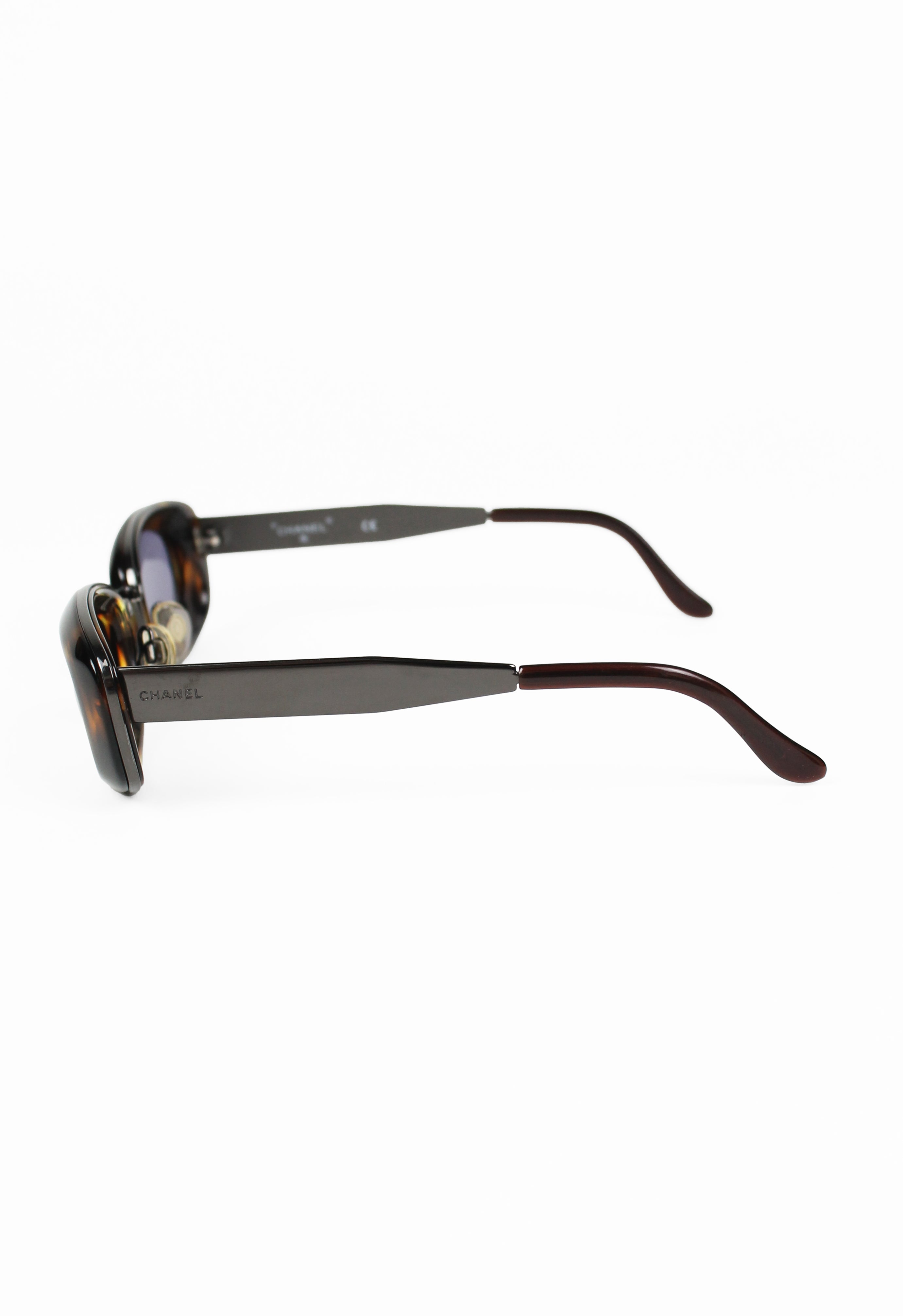 CHANEL 1990'S TORTOISESHELL GOGGLE SUNGLASSES