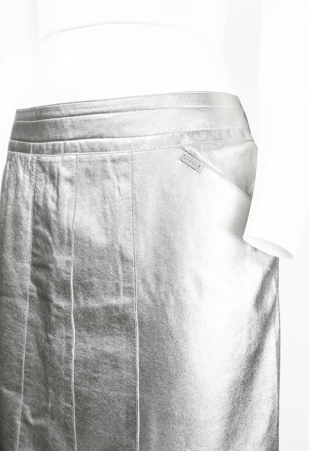 CHANEL FW 1999 SILVER LEATHER SKIRT