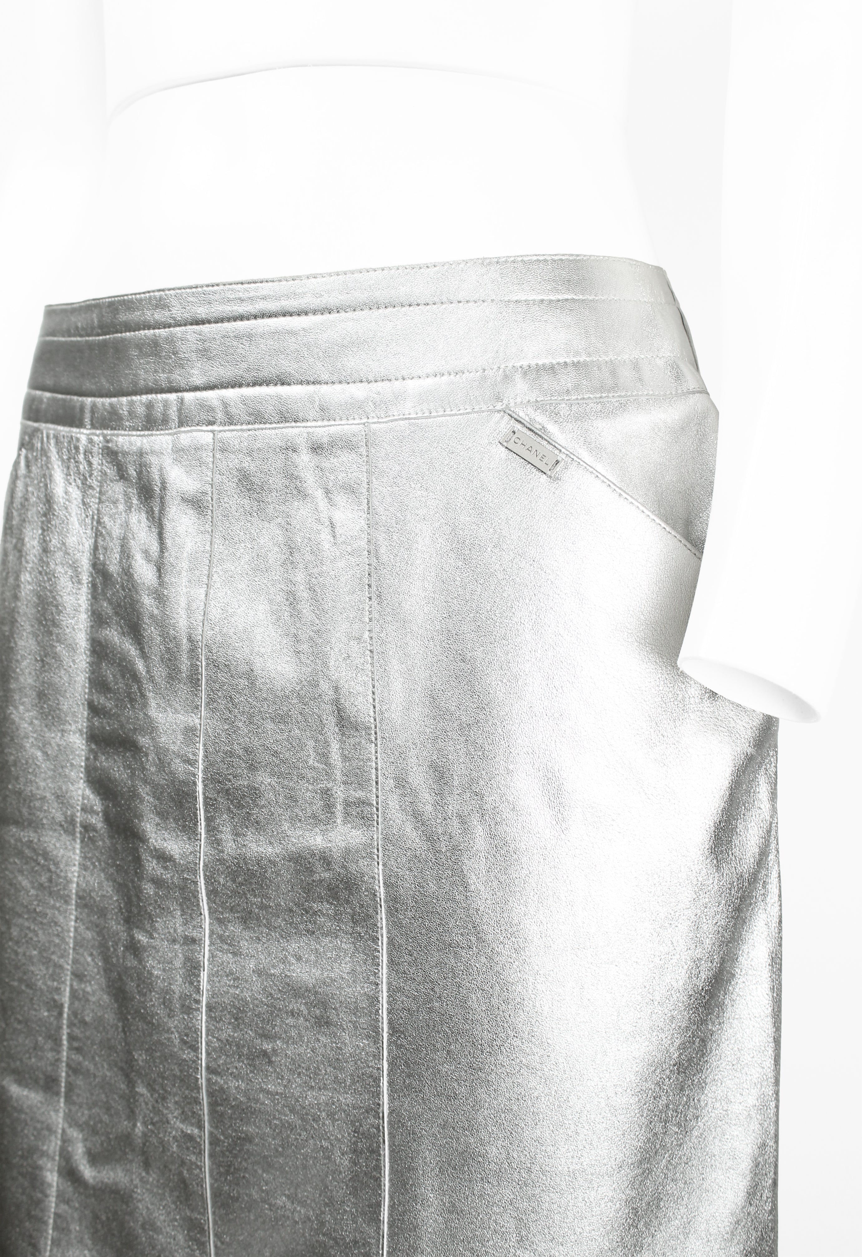 CHANEL FW 1999 SILVER LEATHER SKIRT