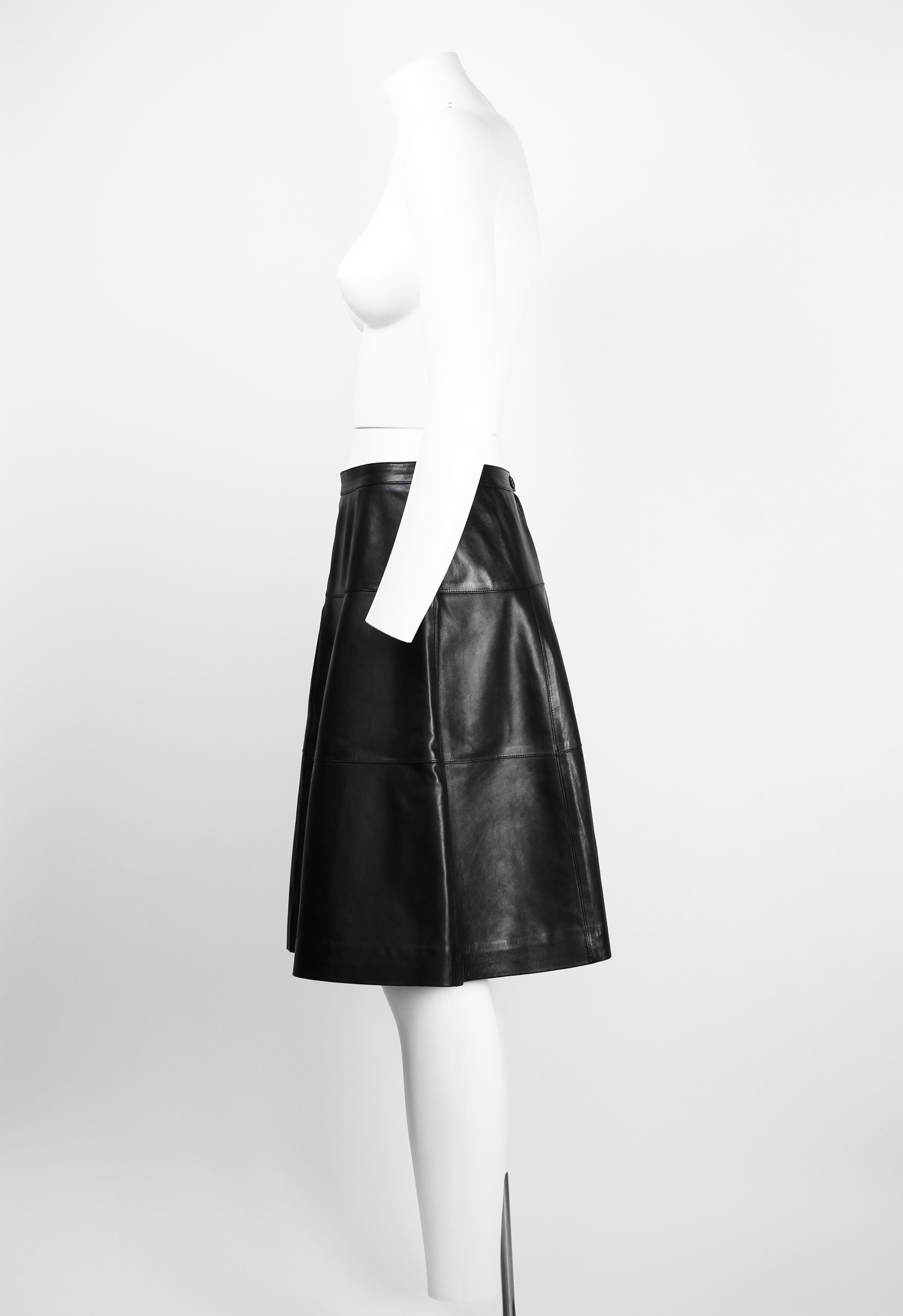 CHANEL FW 2001 BLACK LEATHER SKIRT