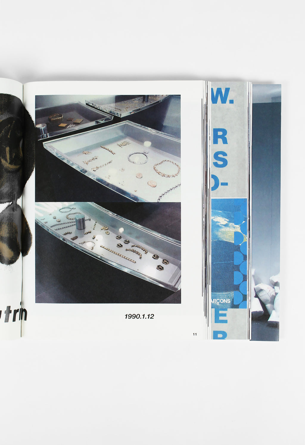 COMME DES GARCONS INSTALLATIONS 1989 - 2023
