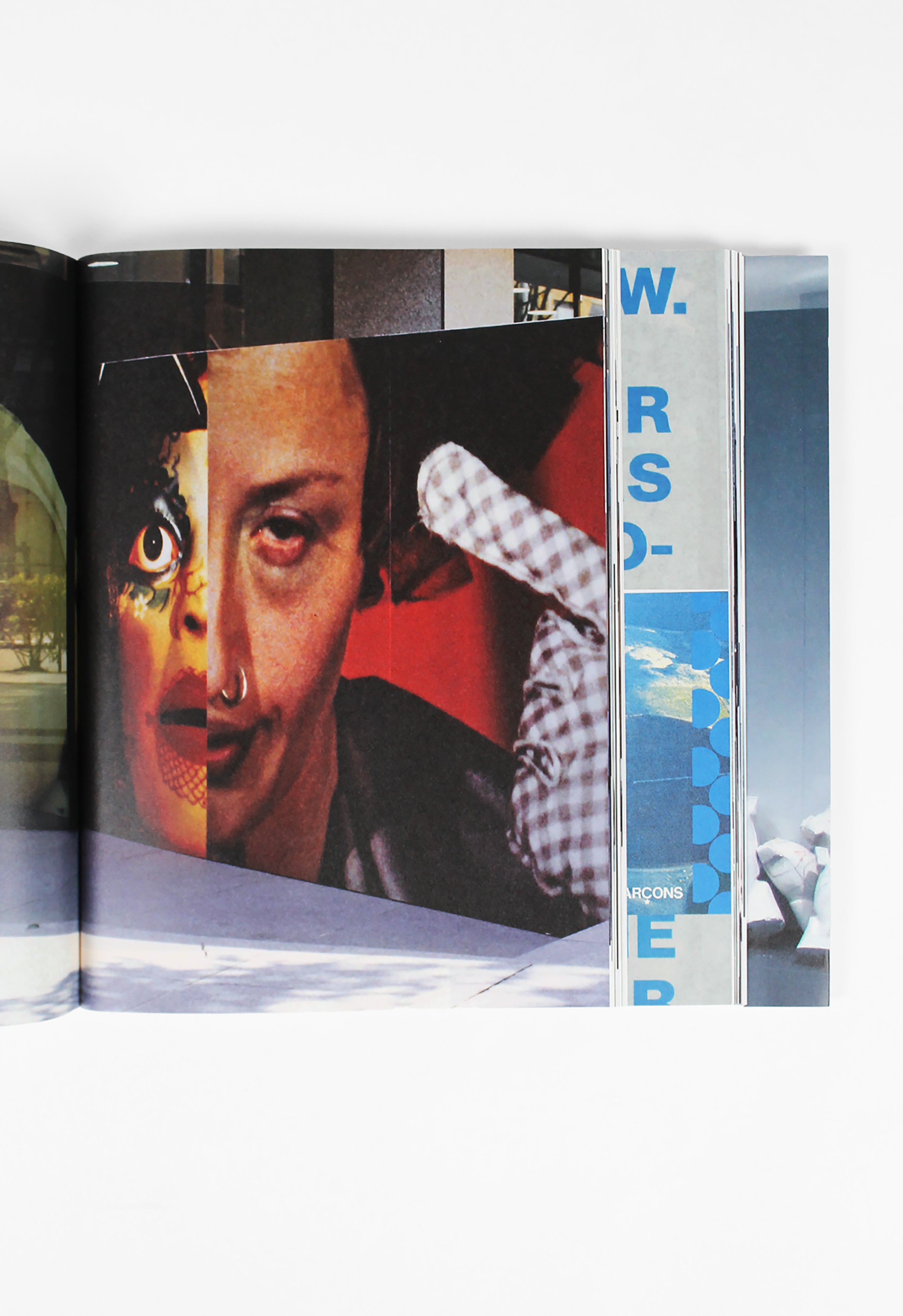 COMME DES GARCONS INSTALLATIONS 1989 - 2023