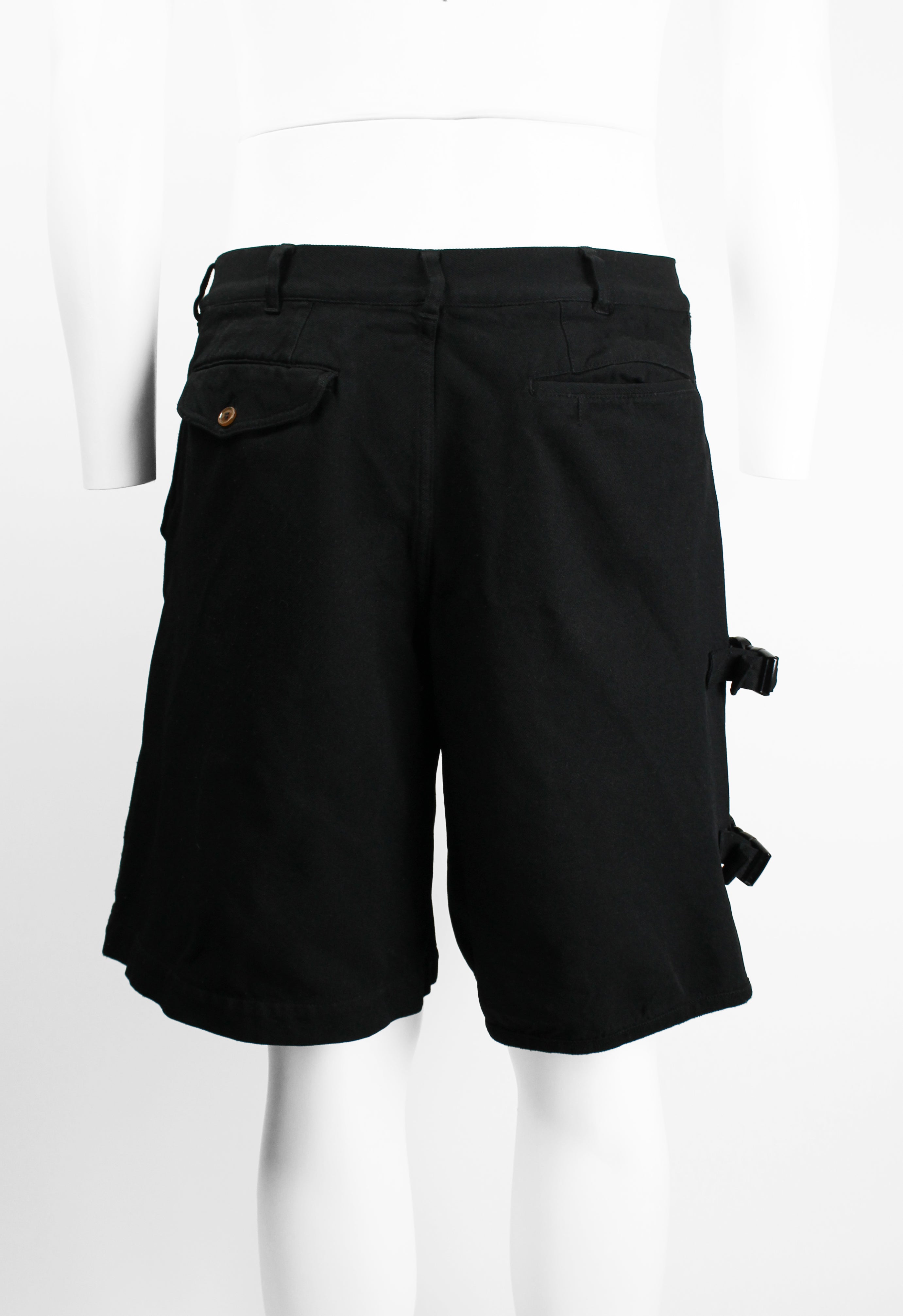 COMME DES GARCONS HOMME PLUS FW 2010 BUCKLE SHORTS