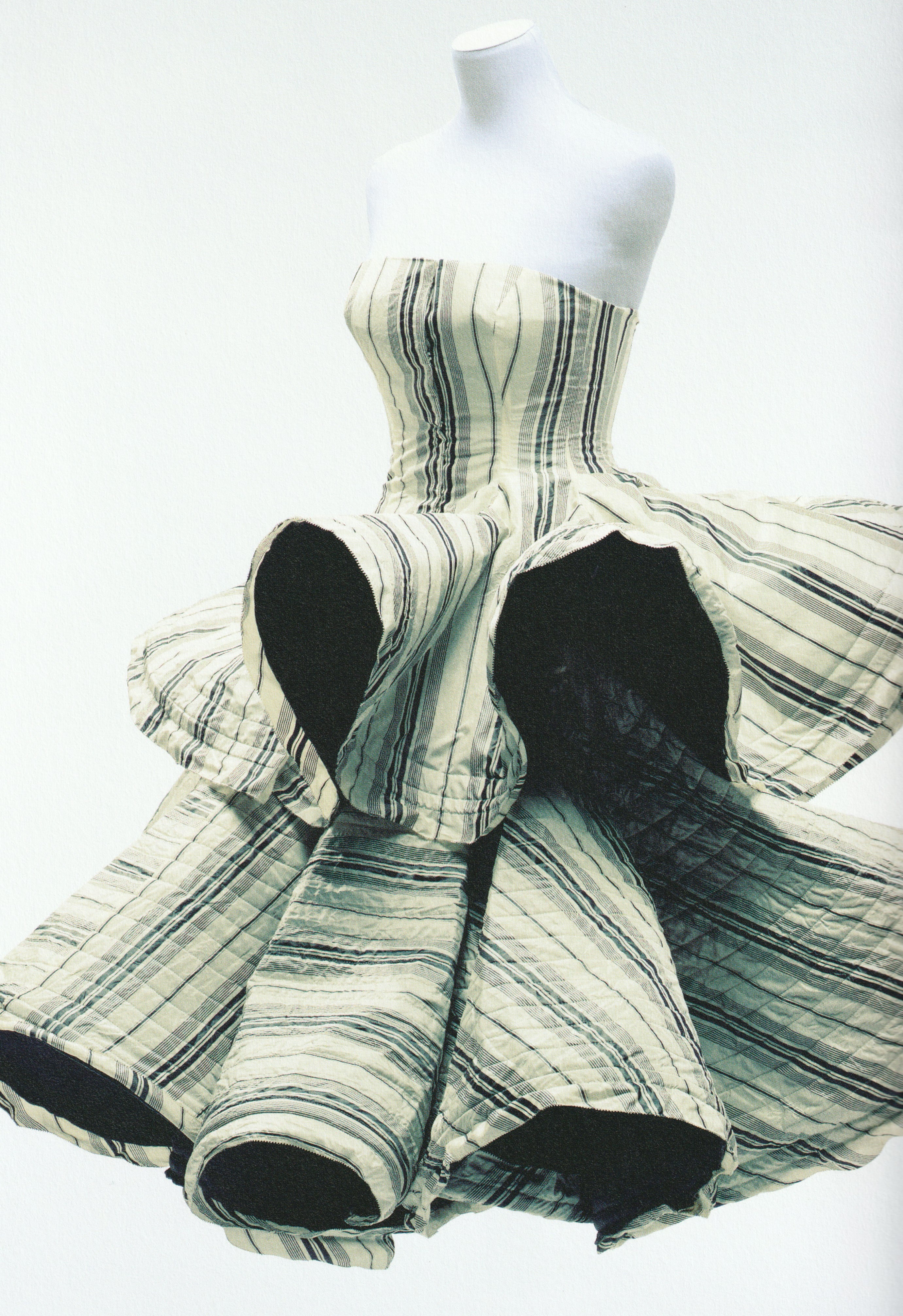 FUTURE BEAUTY THE TRADITION OF REINVENTION IN JAPANESE FASHION 2014