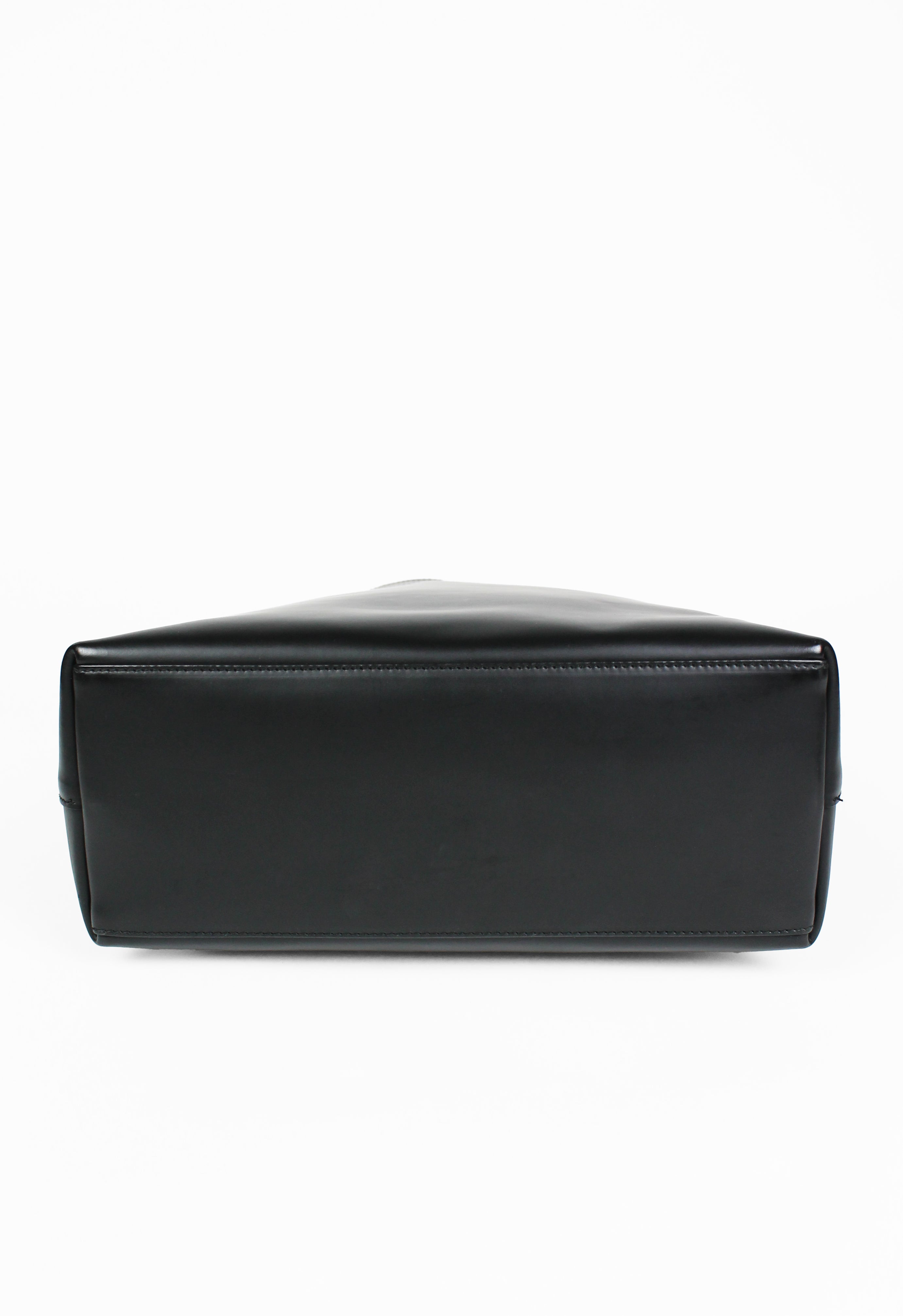 GUCCI TOM FORD FW 1997 BLACK METAL RING SHOULDER BAG