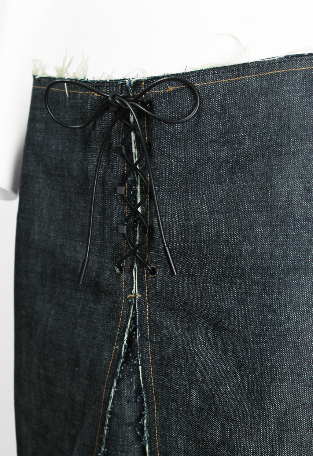 GUCCI TOM FORD SS 2002 LACE UP DENIM SKIRT