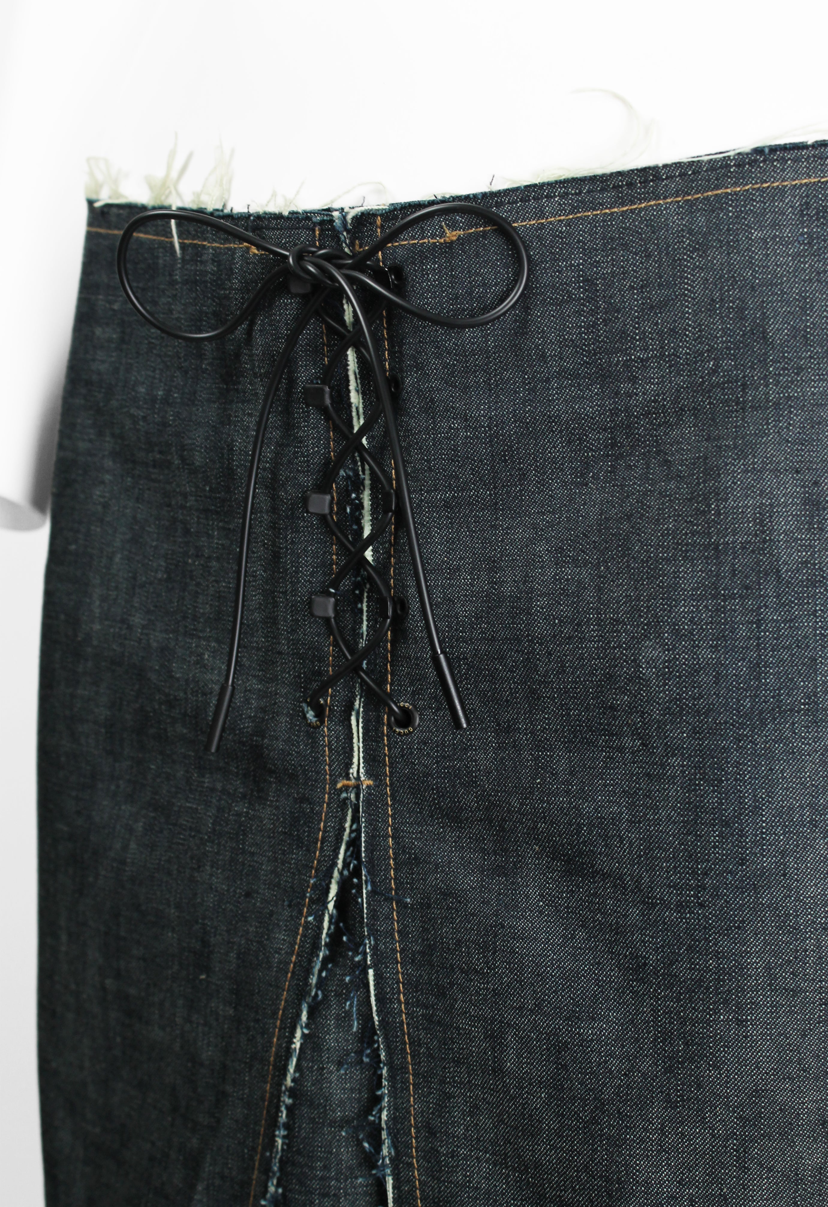 GUCCI TOM FORD SS 2002 LACE UP DENIM SKIRT