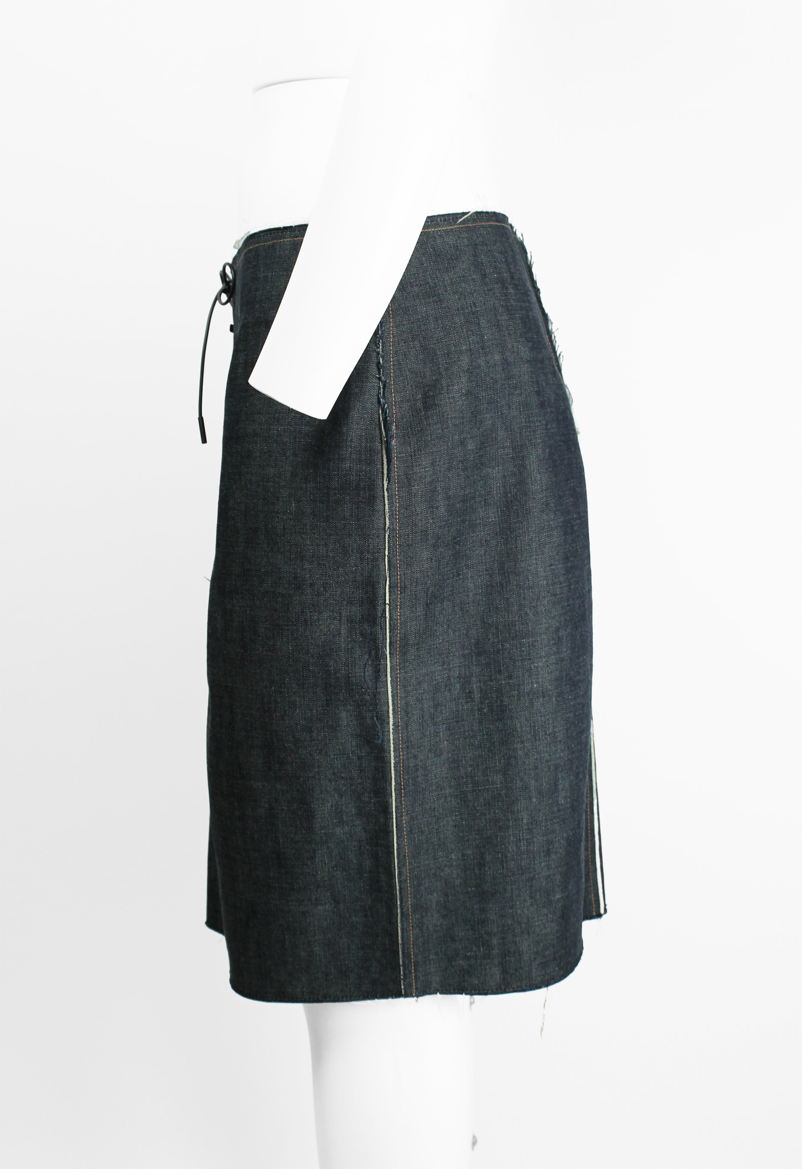 GUCCI TOM FORD SS 2002 LACE UP DENIM SKIRT