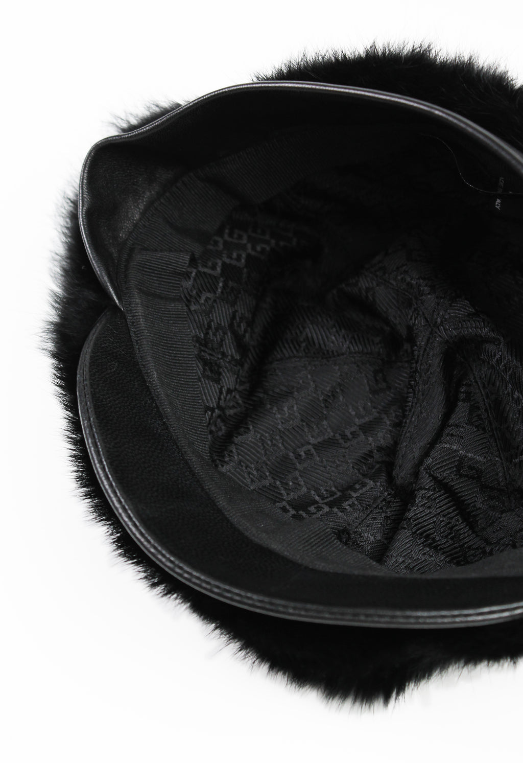 GUCCI TOM FORD FW 2002 FUR HAT