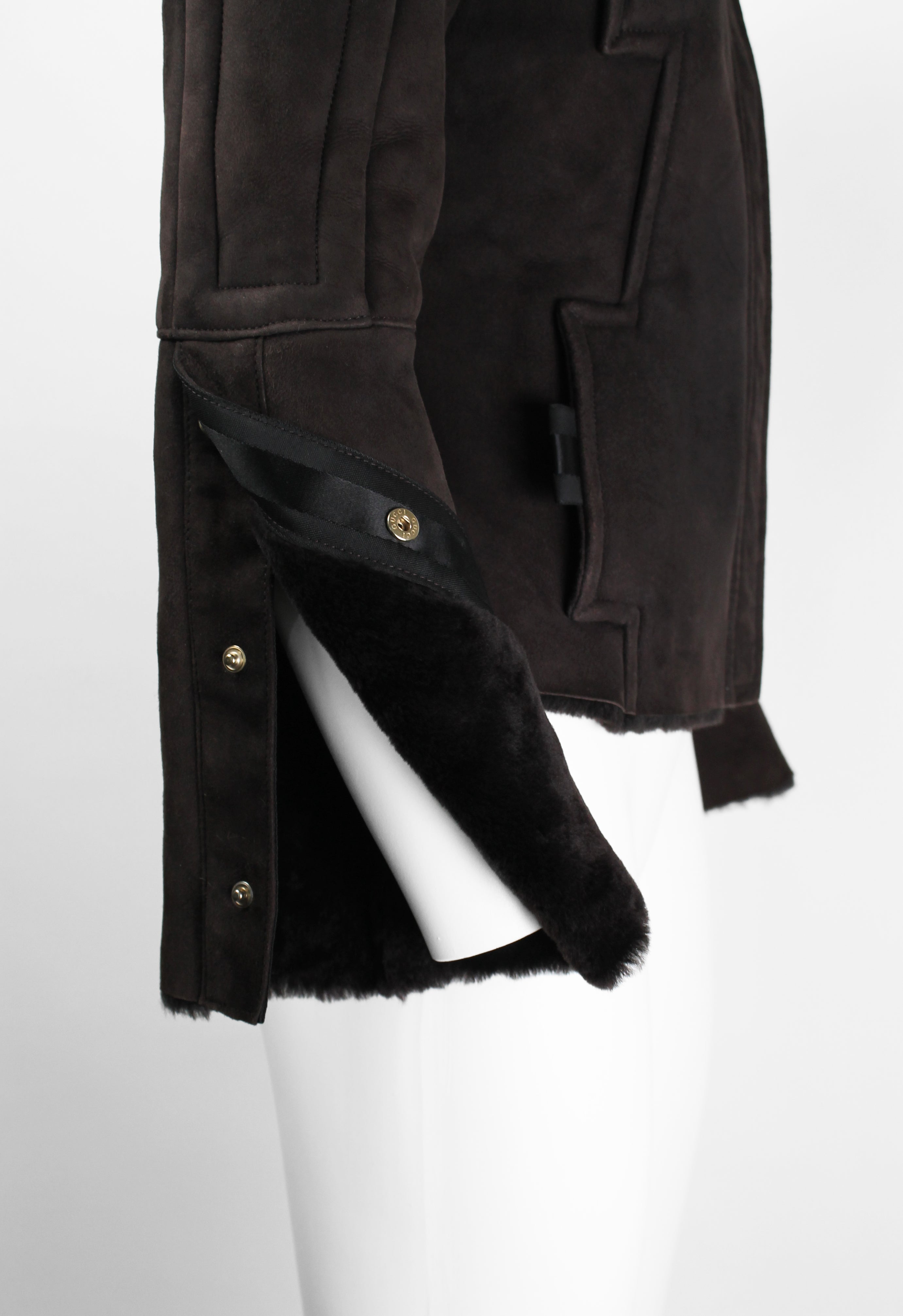 GUCCI TOM FORD FW 2004 BROWN SHEARLING BUCKLE JACKET