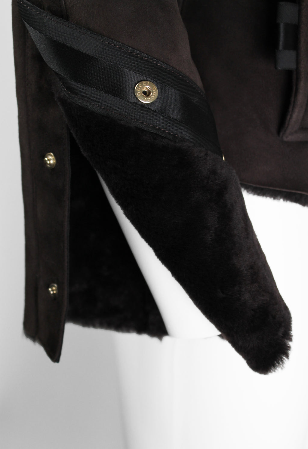 GUCCI TOM FORD FW 2004 BROWN SHEARLING BUCKLE JACKET