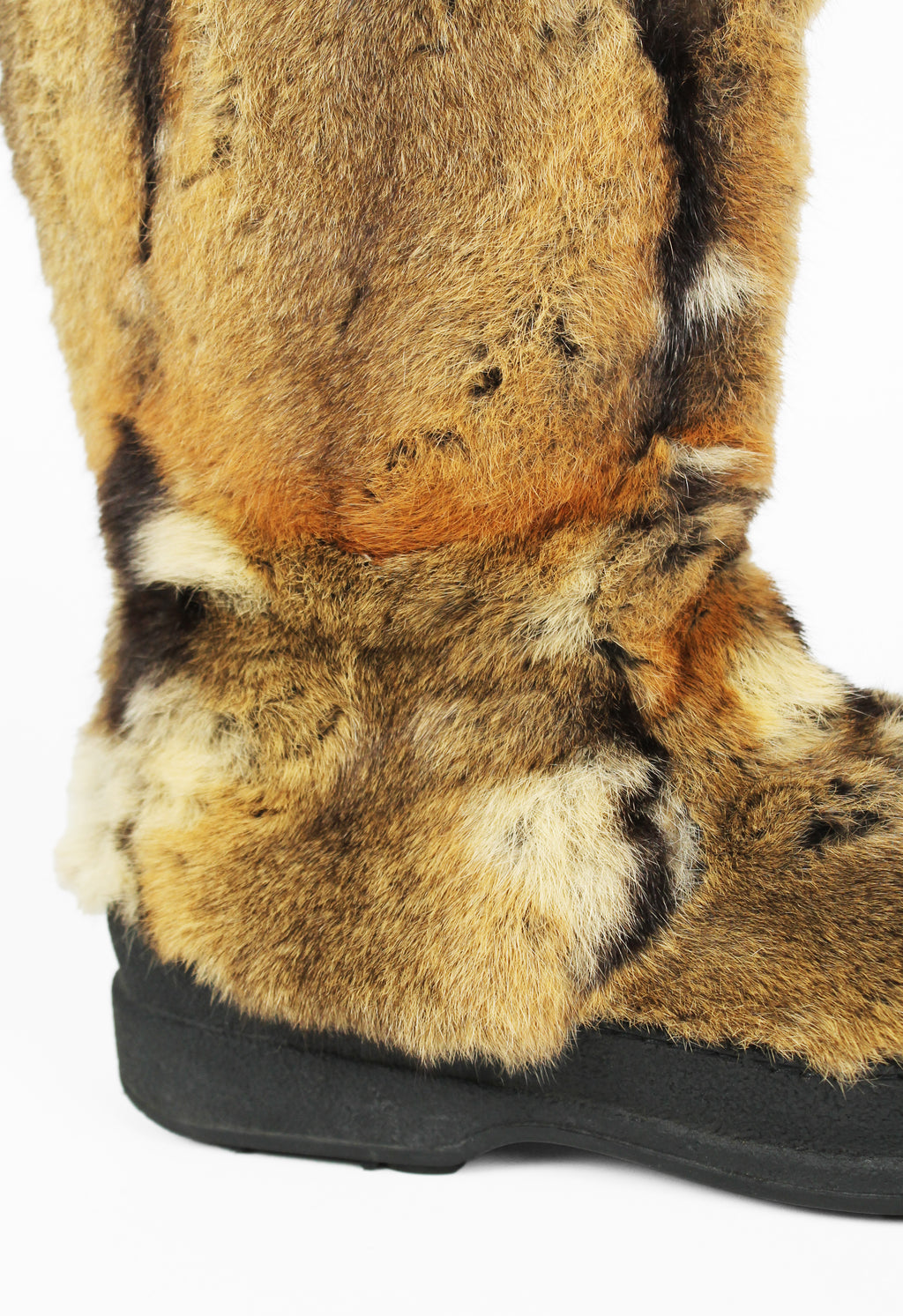 GUCCI TOM FORD FW 2000 FUR BOOTS