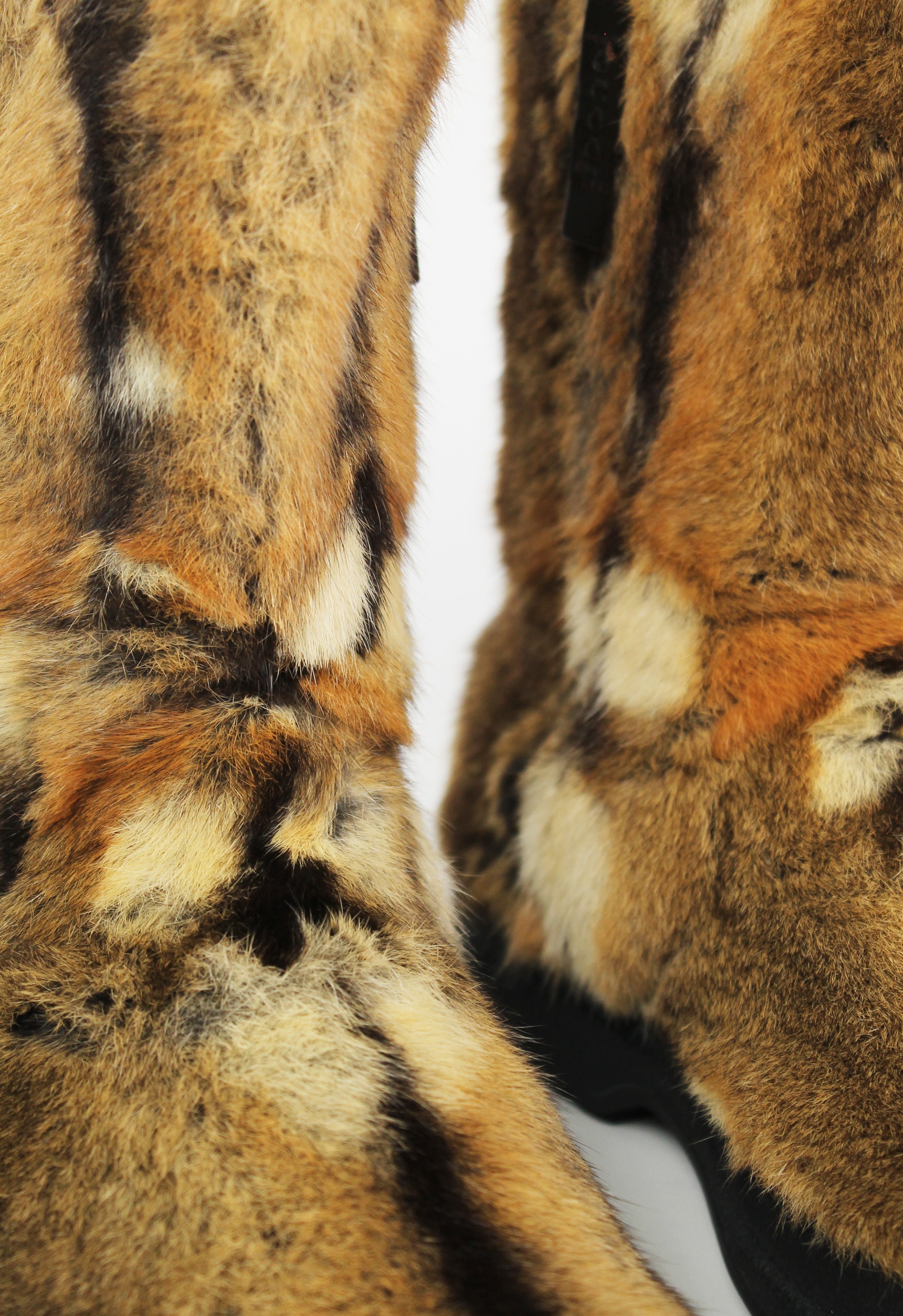 GUCCI TOM FORD FW 2000 FUR BOOTS