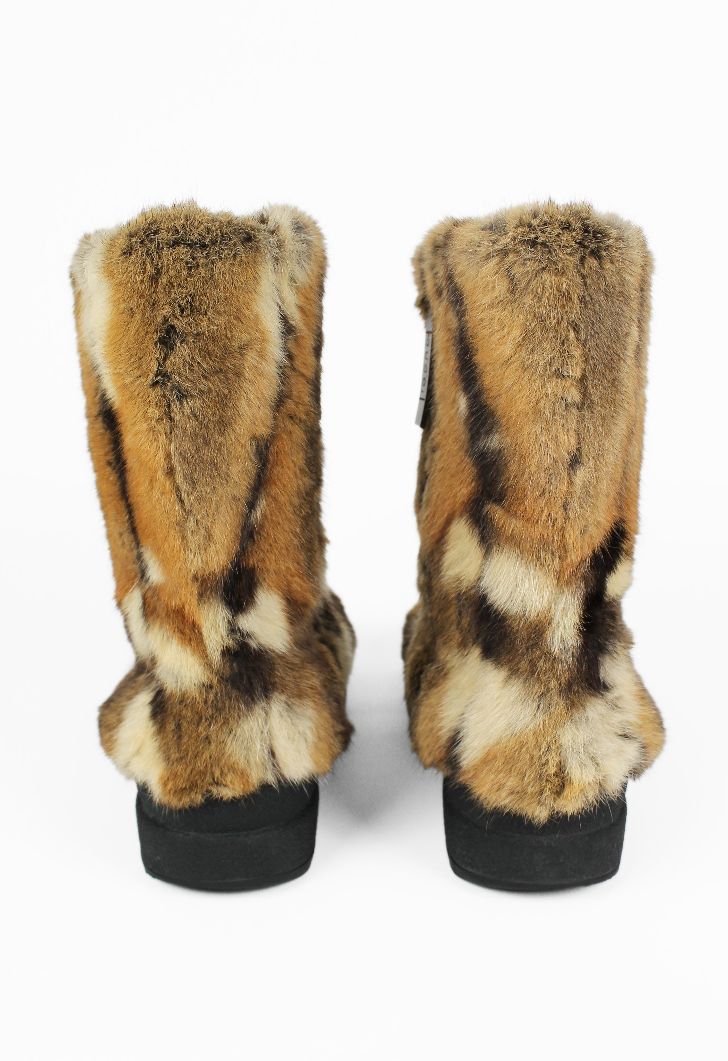 GUCCI TOM FORD FW 2000 FUR BOOTS