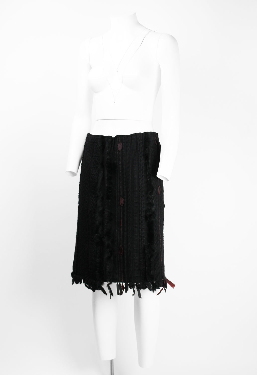 GUCCI TOM FORD FW 2002 FUR AND RIBBON KNITTED SKIRT