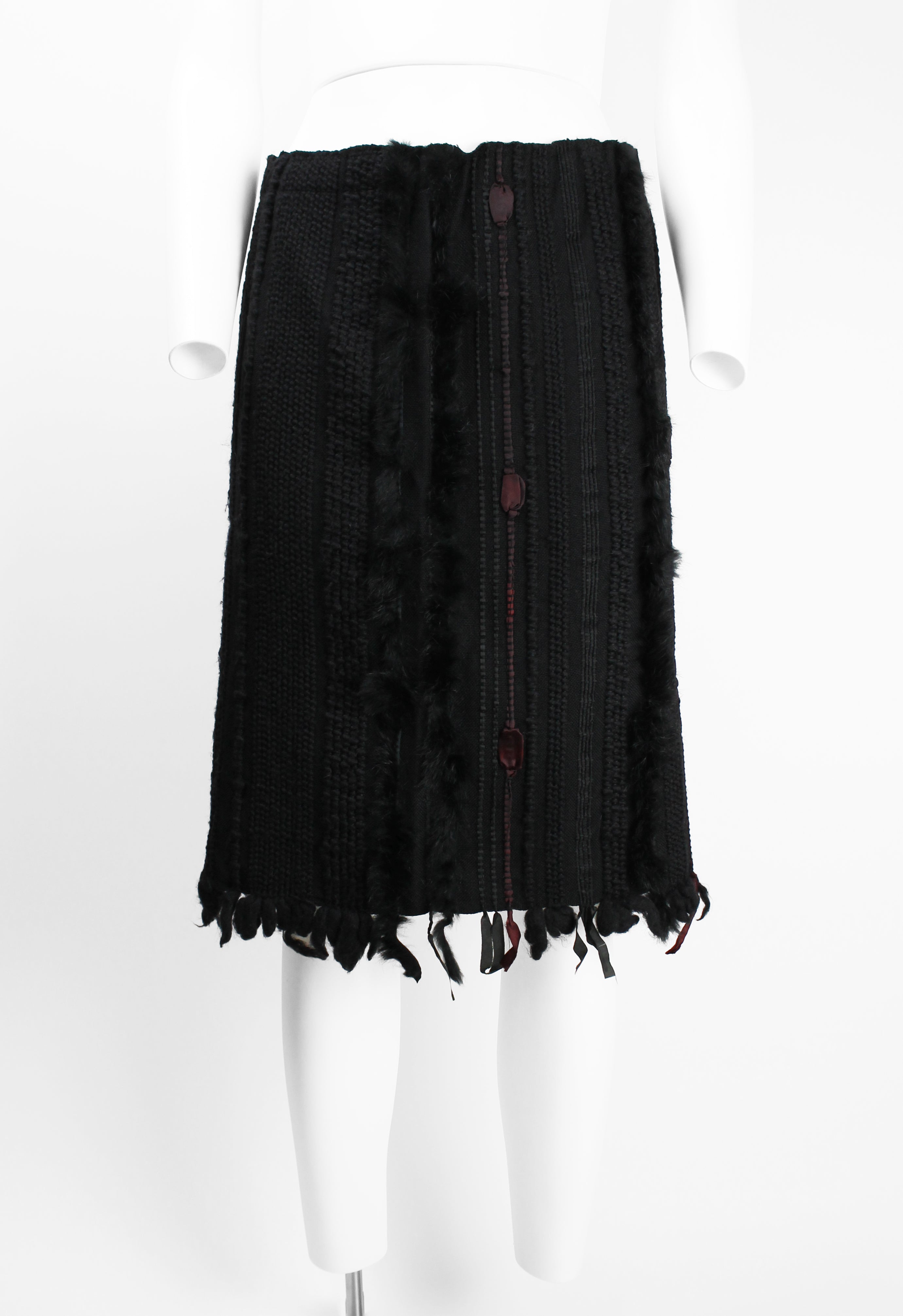 GUCCI TOM FORD FW 2002 FUR AND RIBBON KNITTED SKIRT