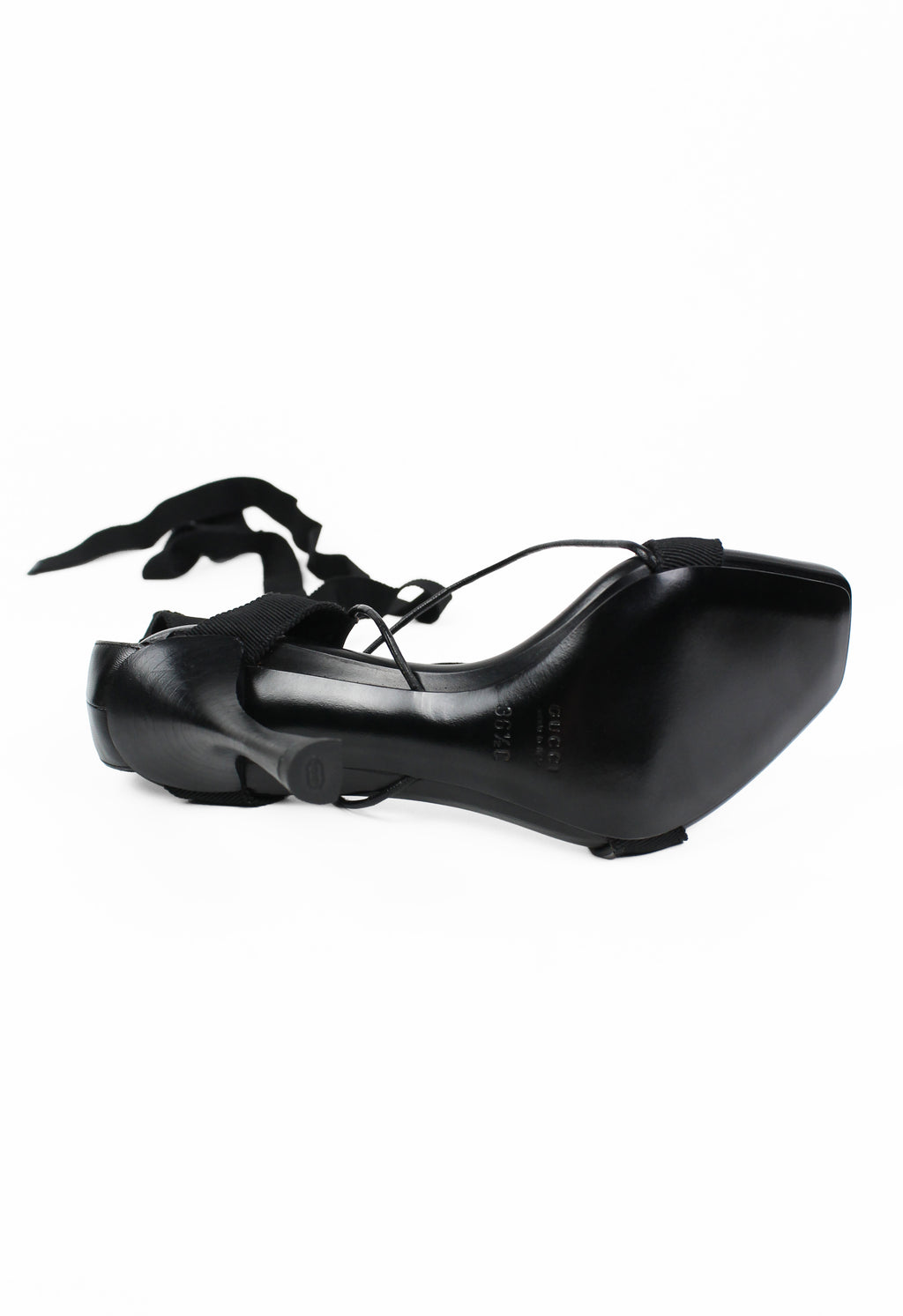 GUCCI TOM FORD FW 2002 LACE UP RIBBON HEELS