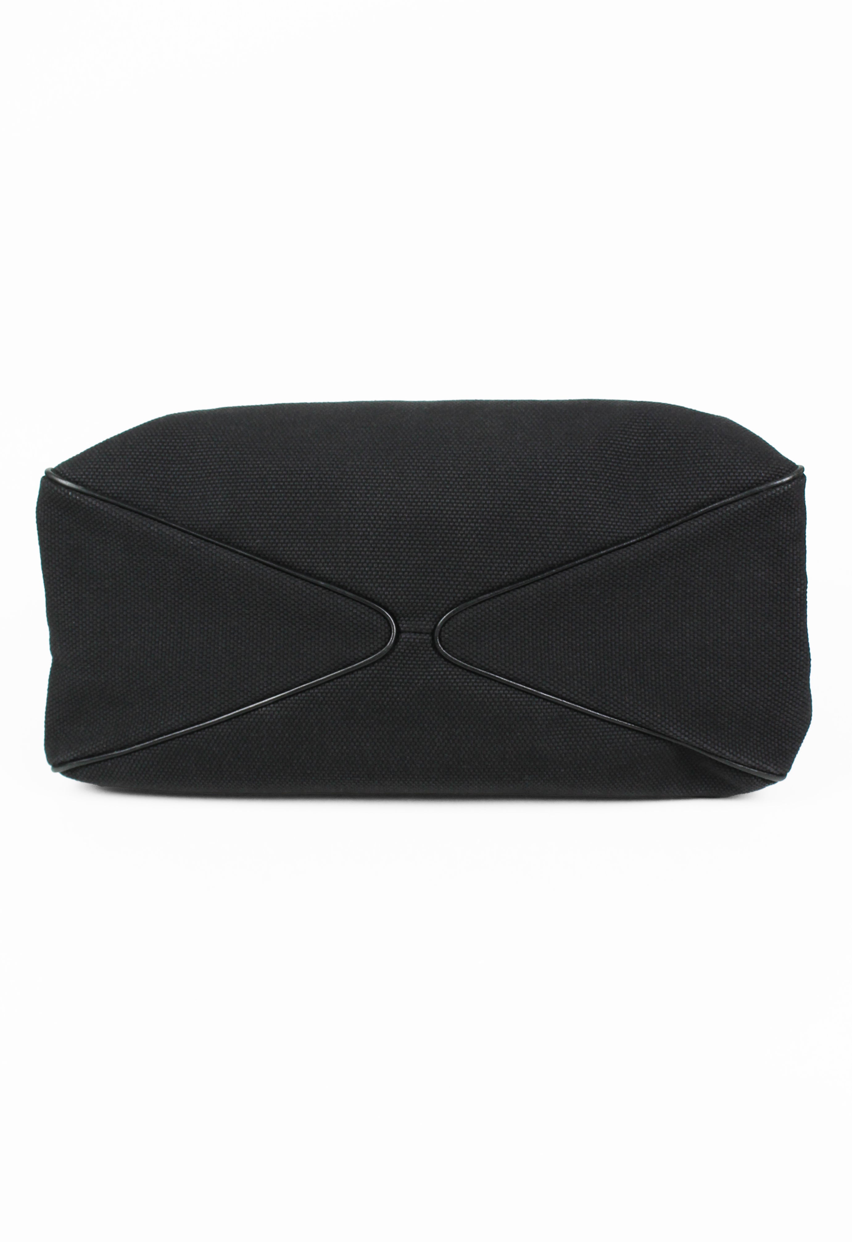 GUCCI TOM FORD FW 2002 WOODEN HANDLE BAG