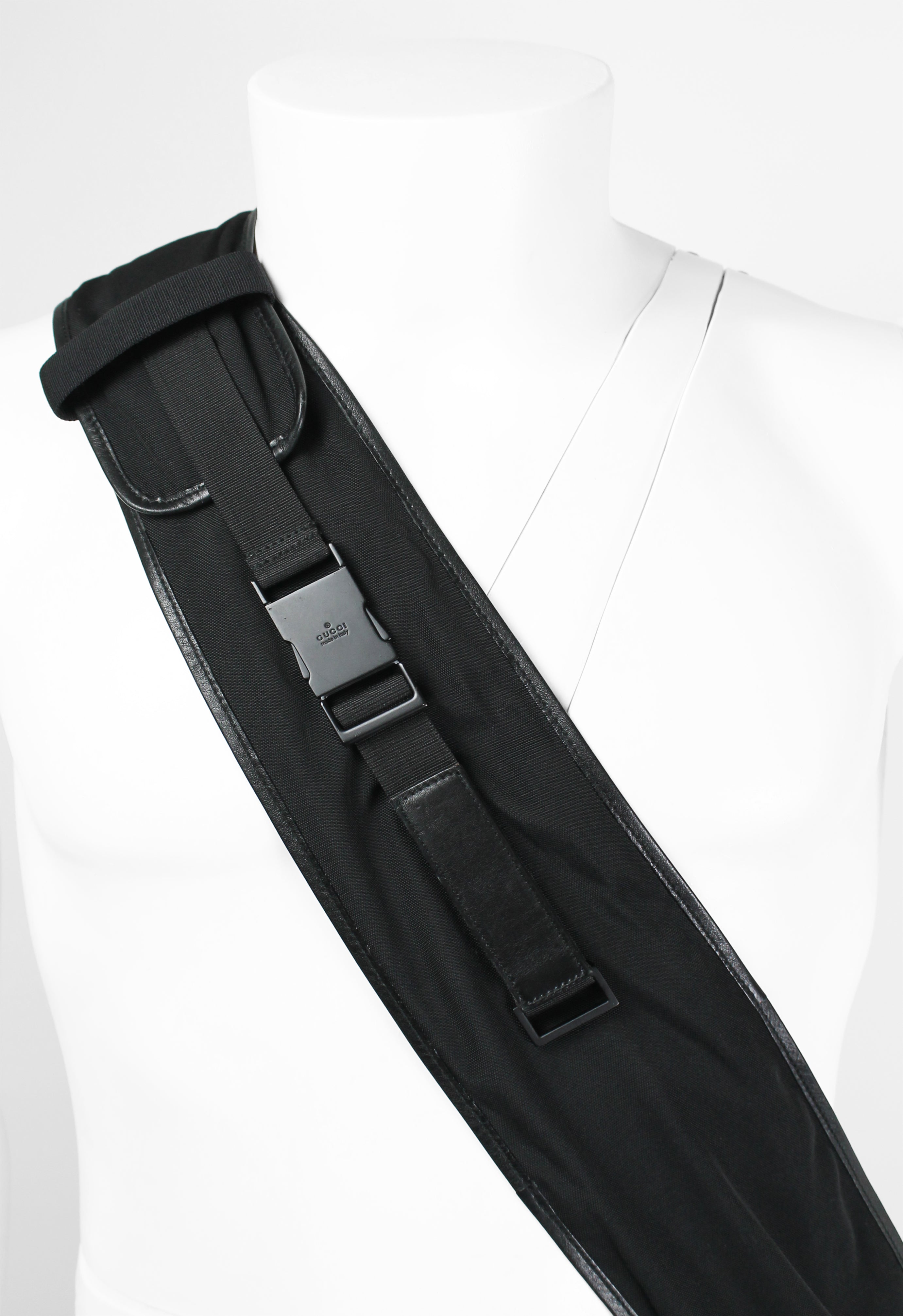 GUCCI TOM FORD LARGE UTILITY CROSSBODY SLING BAG