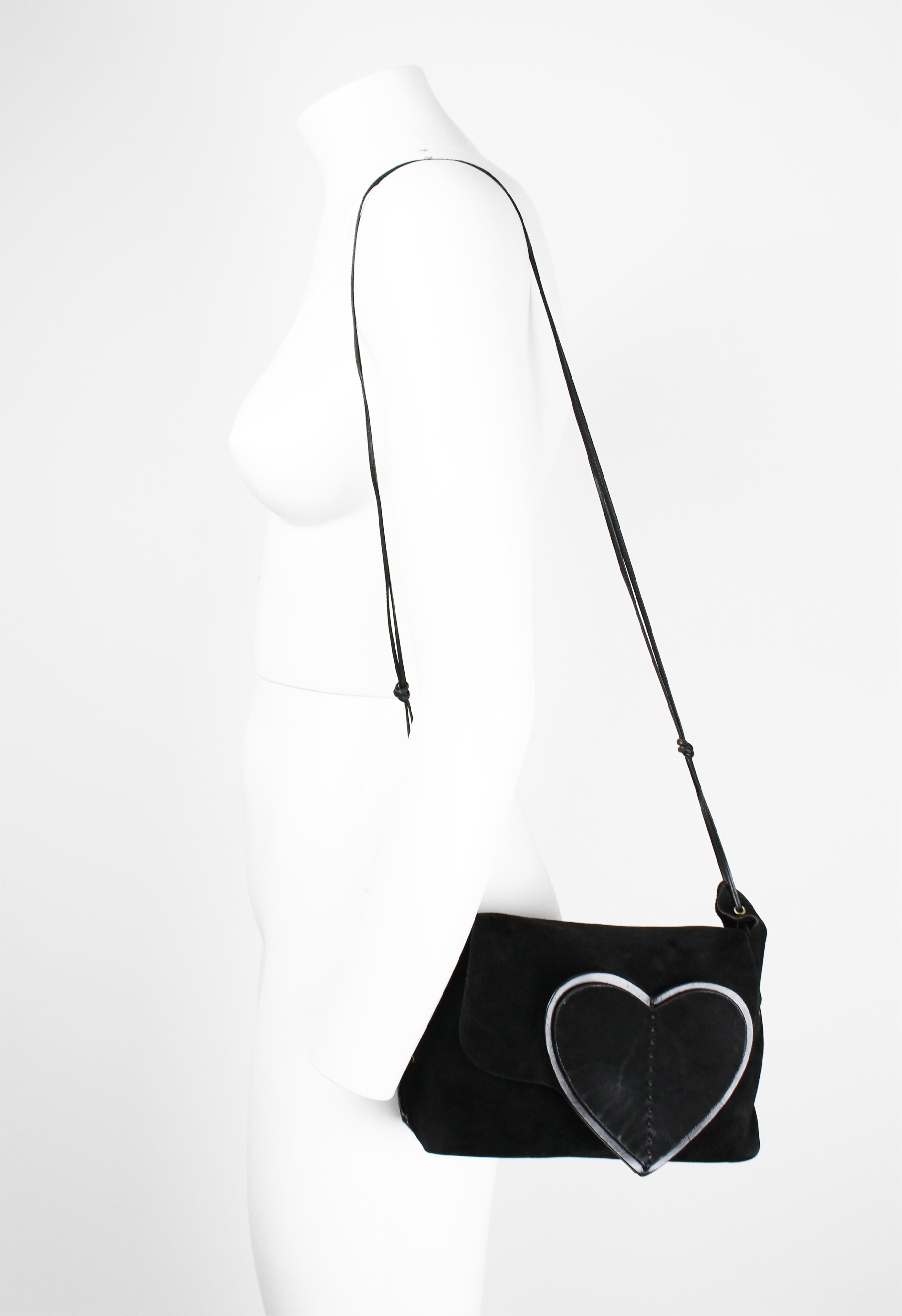GUCCI TOM FORD SS 2002 LACE UP SUEDE HEART BAG