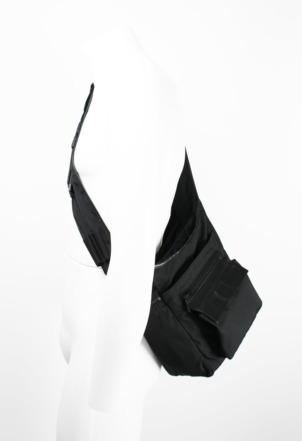 GUCCI TOM FORD UTILITY CROSSBODY SLING BAG
