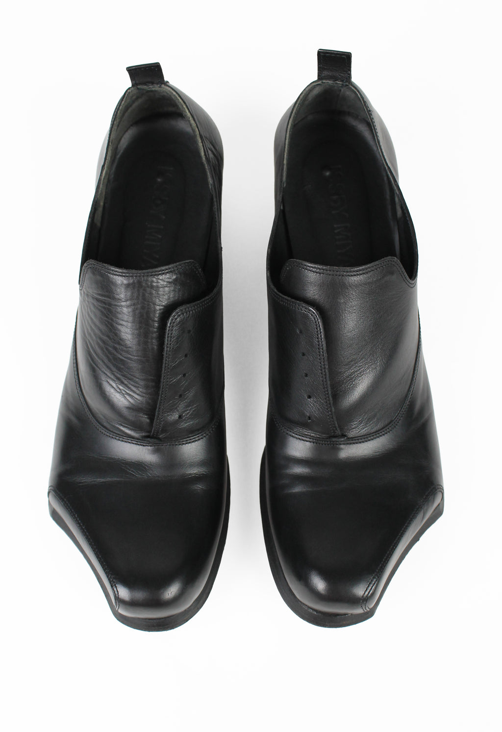 ISSEY MIYAKE 1990'S ANGULAR HEELED SHOES