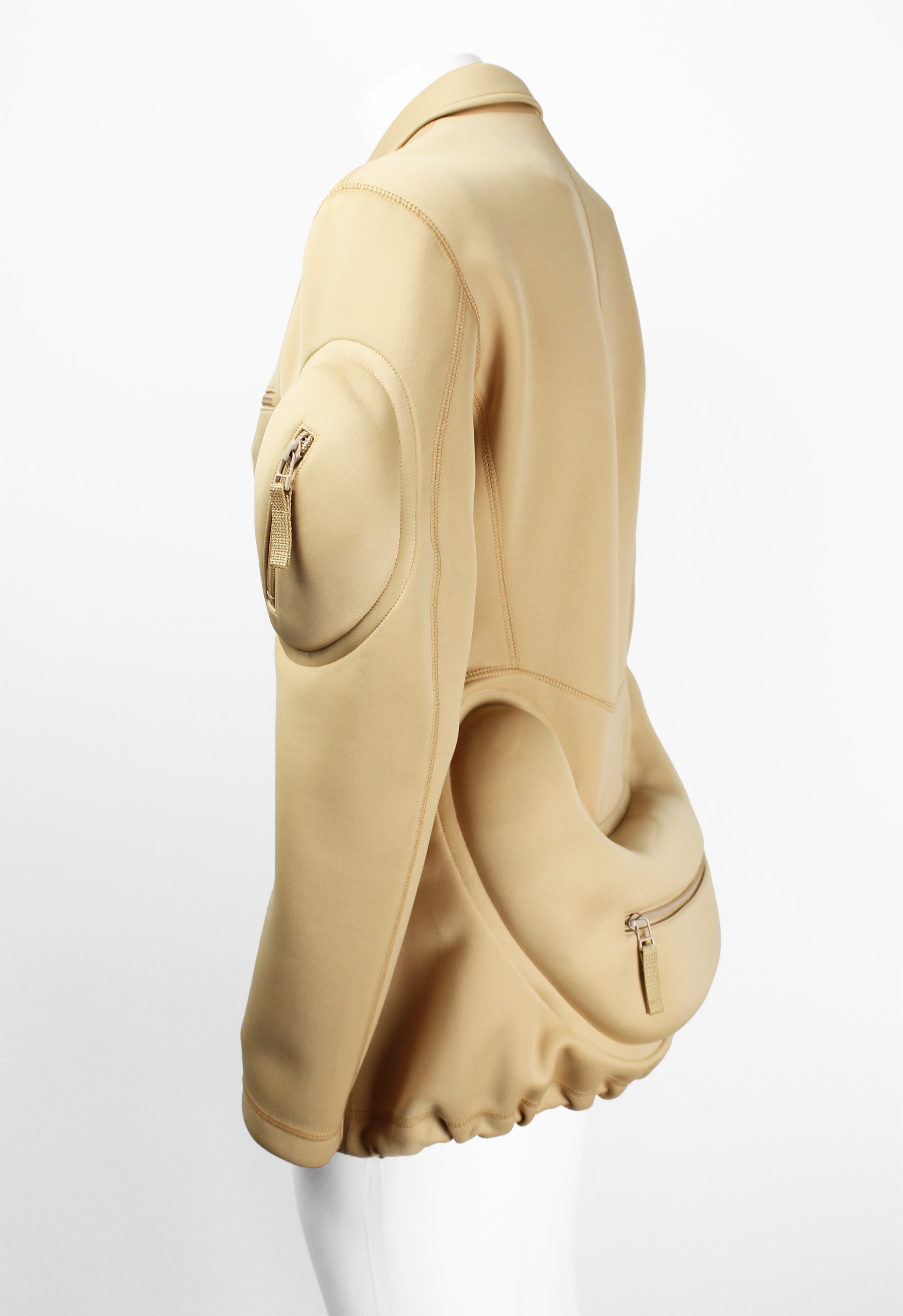 ISSEY MIYAKE – THE 543