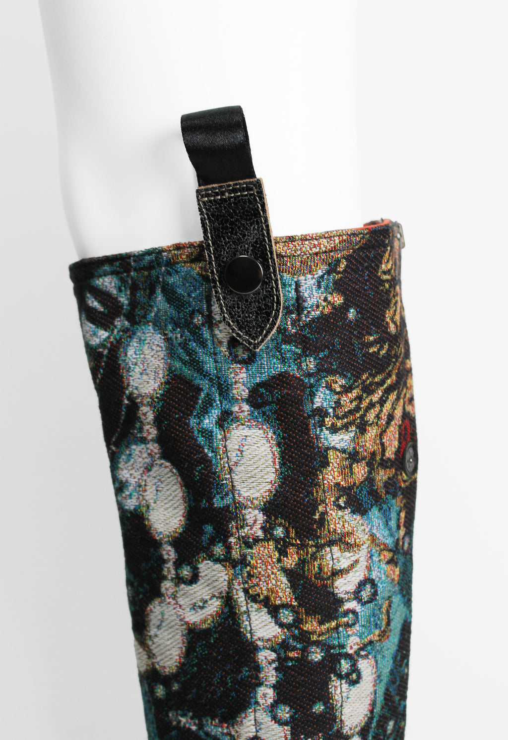 ISSEY MIYAKE FW 2007 TALL WESTERN JACQUARD GAITERS