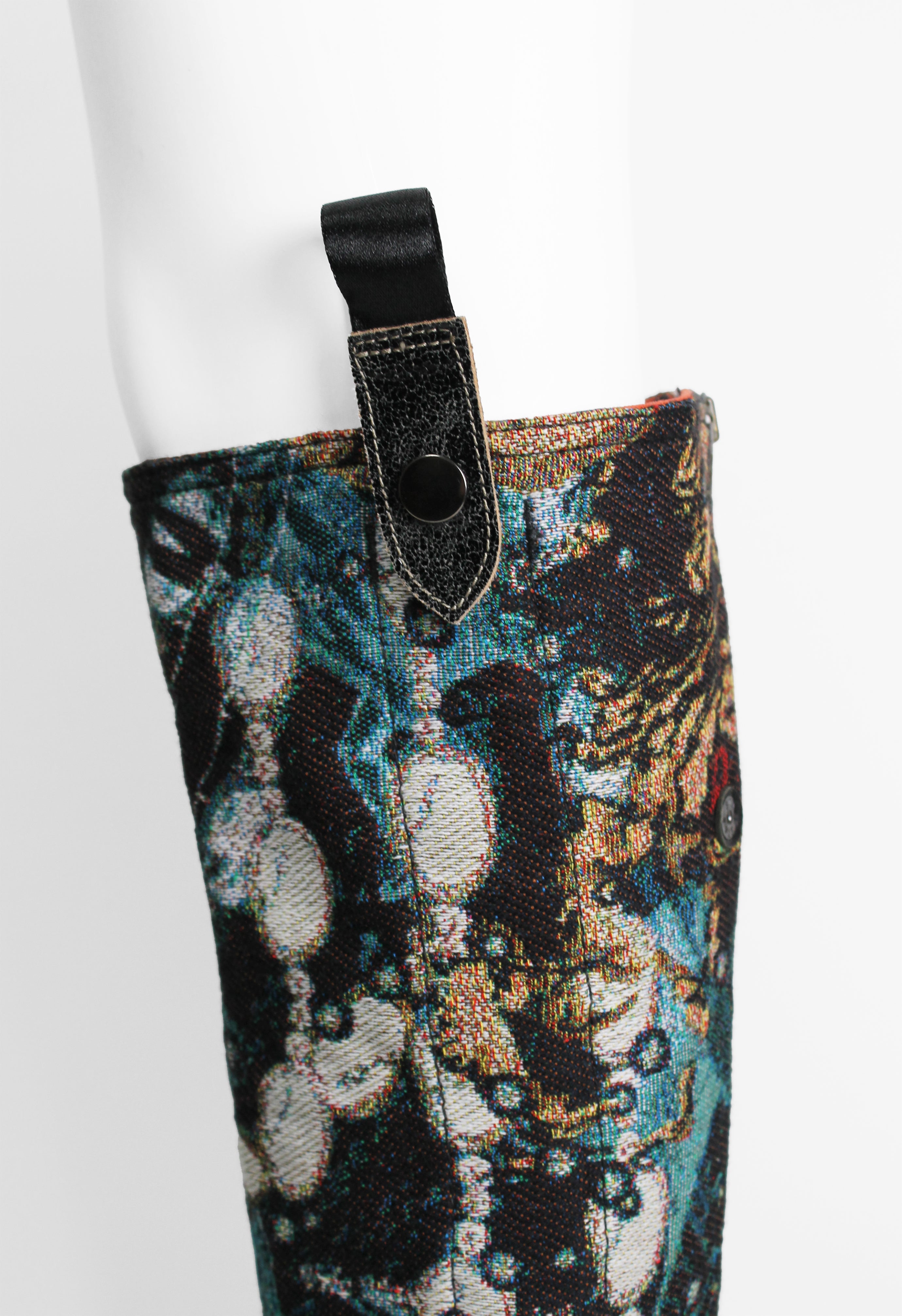 ISSEY MIYAKE FW 2007 TALL WESTERN JACQUARD GAITERS