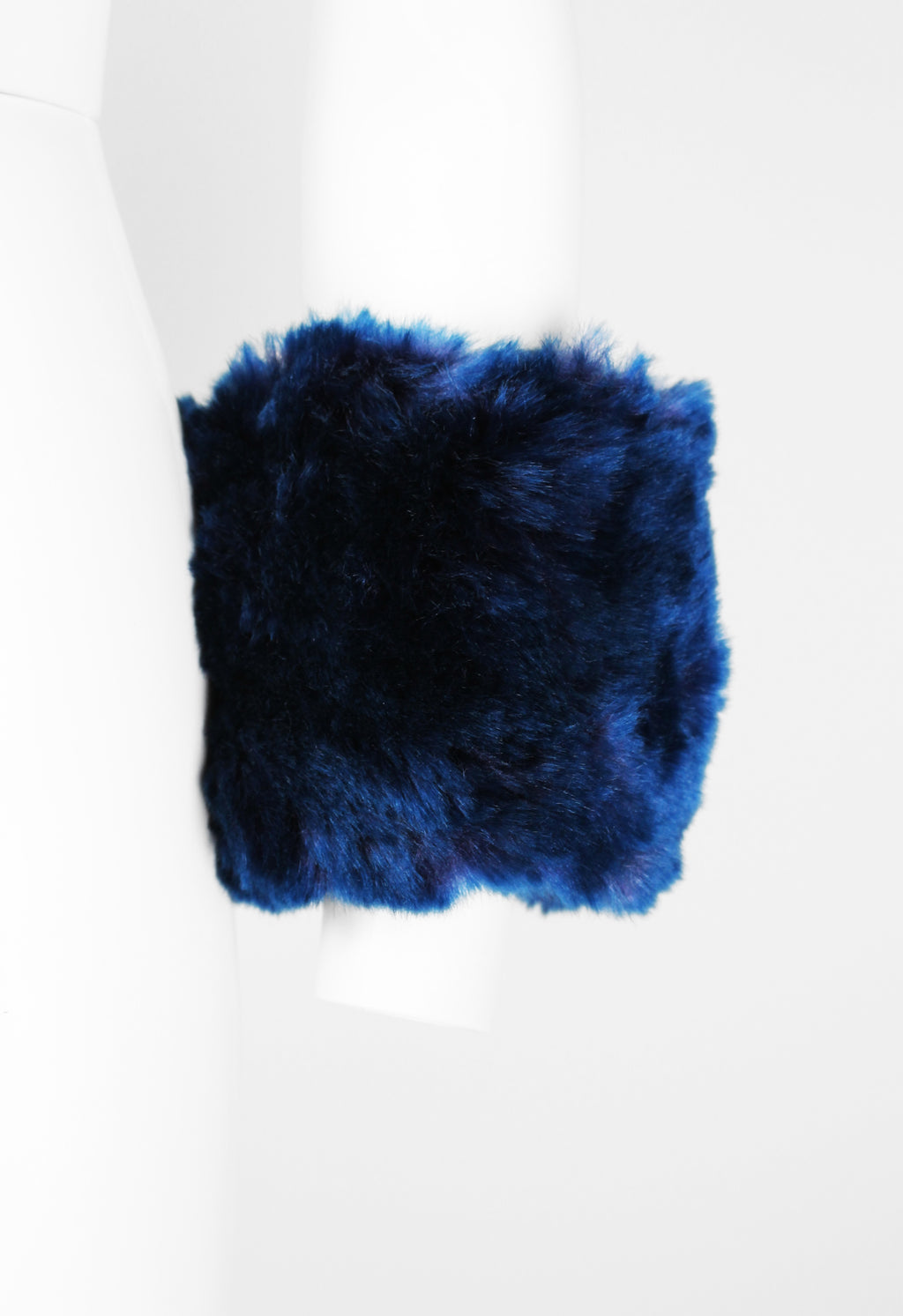ISSEY MIYAKE TWO TONE BLUE FAUX FUR CUFFS