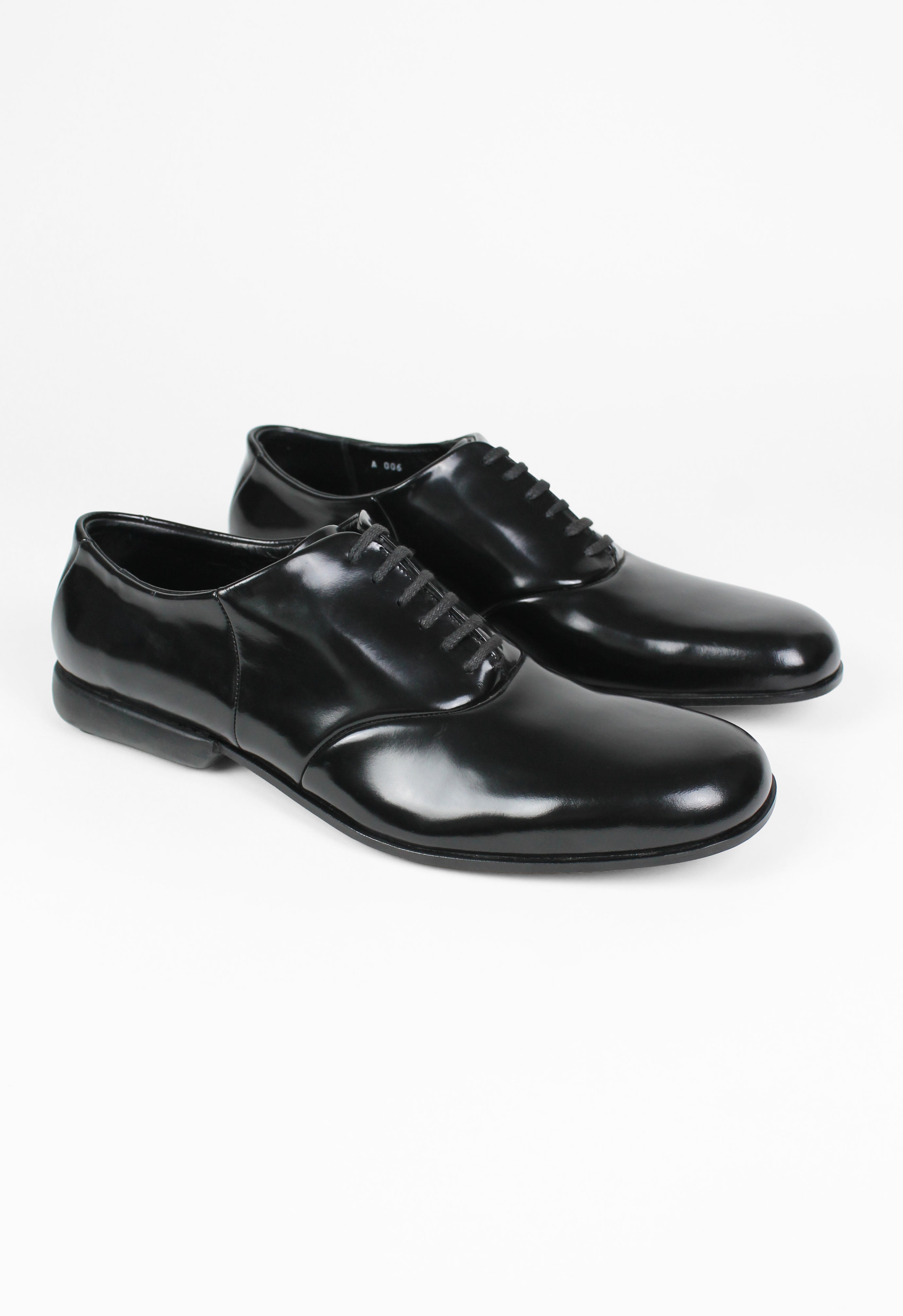 ISSEY MIYAKE MEN PATENT BUBBLE SOLE SHOES