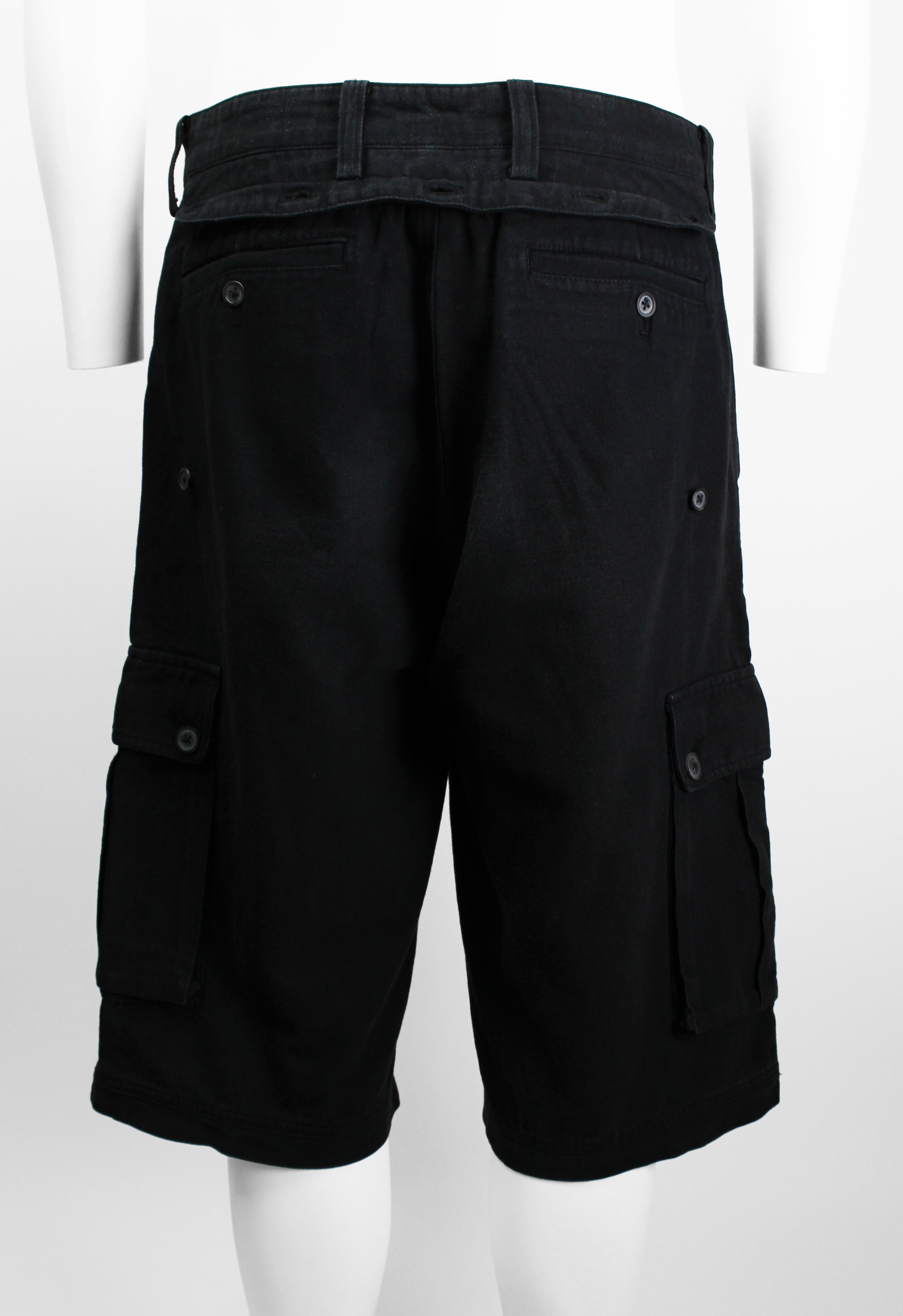 ISSEY MIYAKE MEN SS 2004 DETACHABLE POUCH CARGO SHORTS