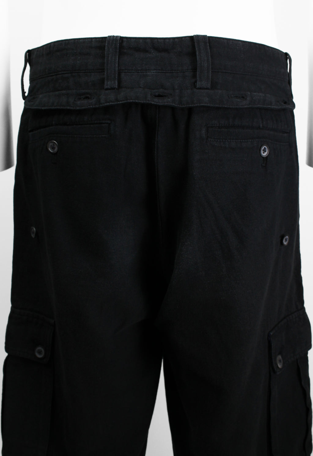 ISSEY MIYAKE MEN SS 2004 DETACHABLE POUCH CARGO SHORTS