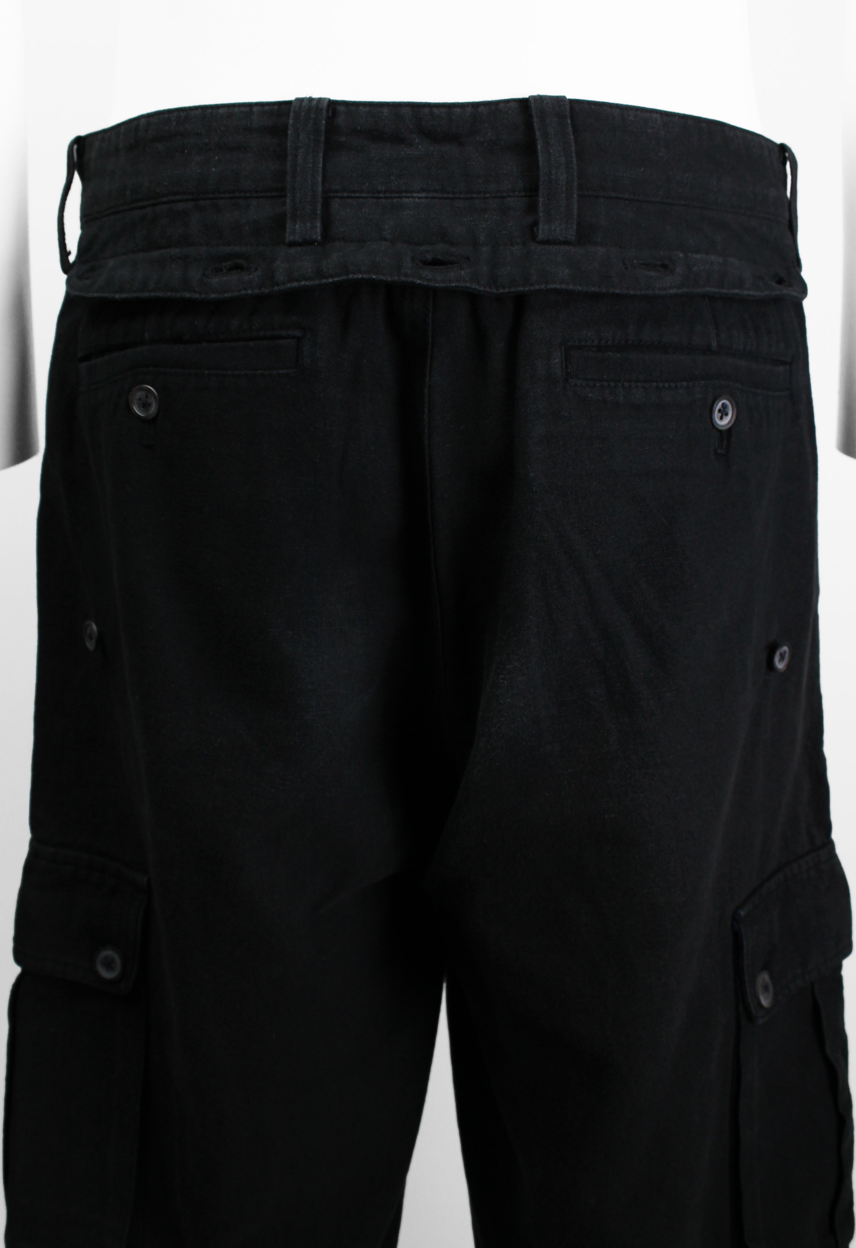 ISSEY MIYAKE MEN SS 2004 DETACHABLE POUCH CARGO SHORTS