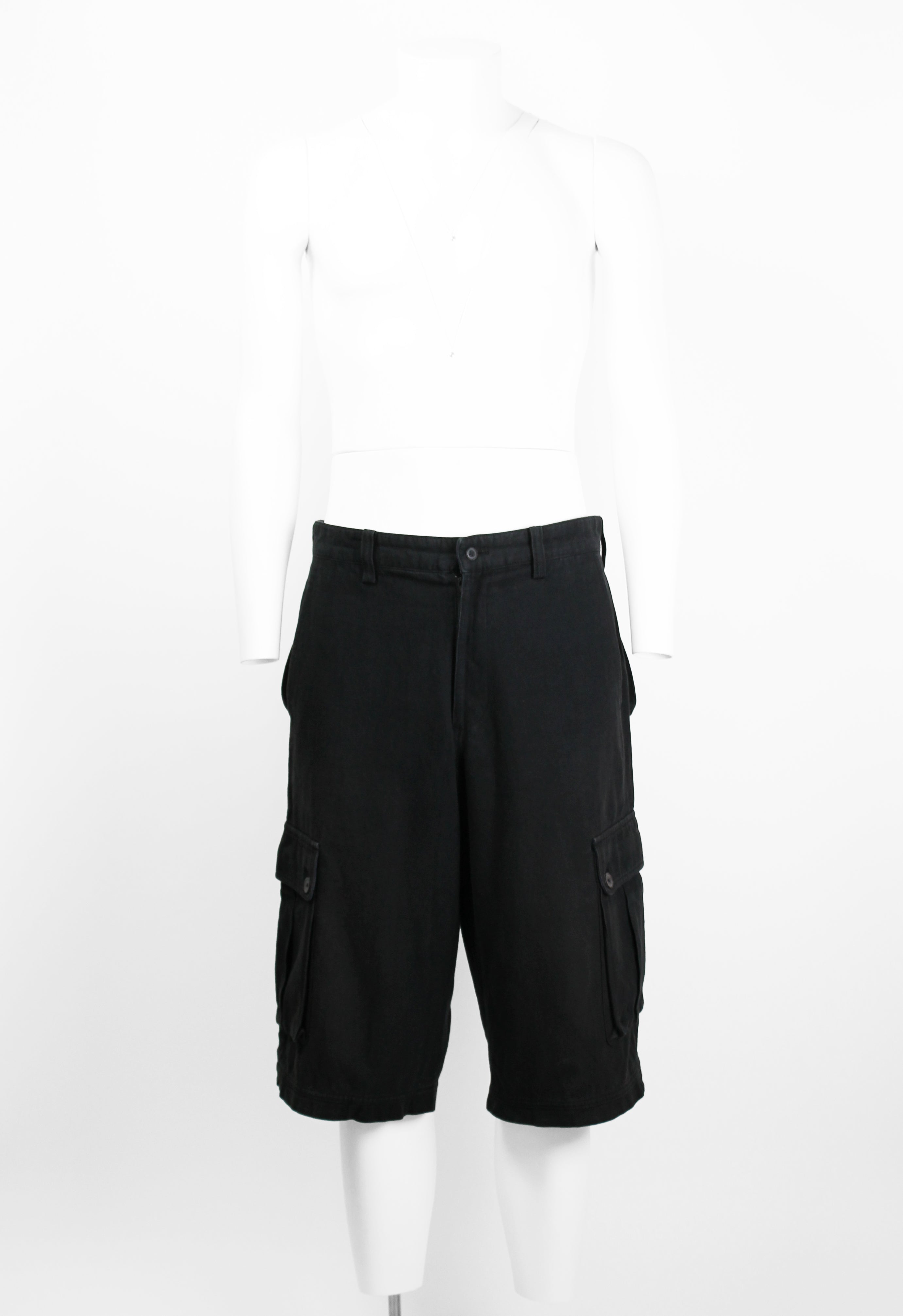 ISSEY MIYAKE MEN SS 2004 DETACHABLE POUCH CARGO SHORTS