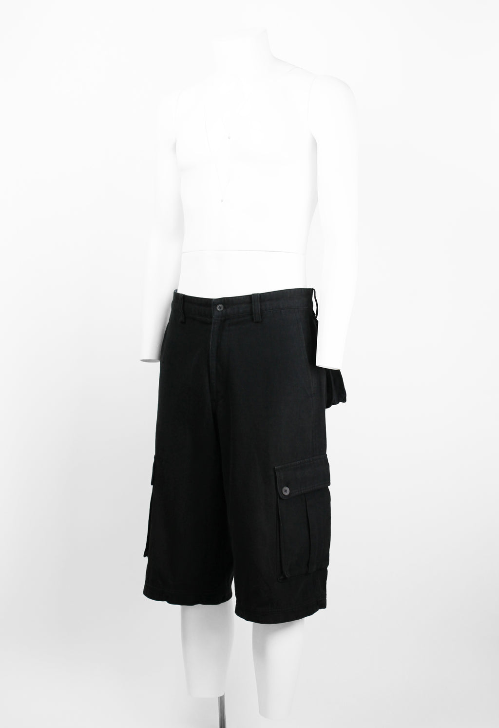ISSEY MIYAKE MEN SS 2004 DETACHABLE POUCH CARGO SHORTS