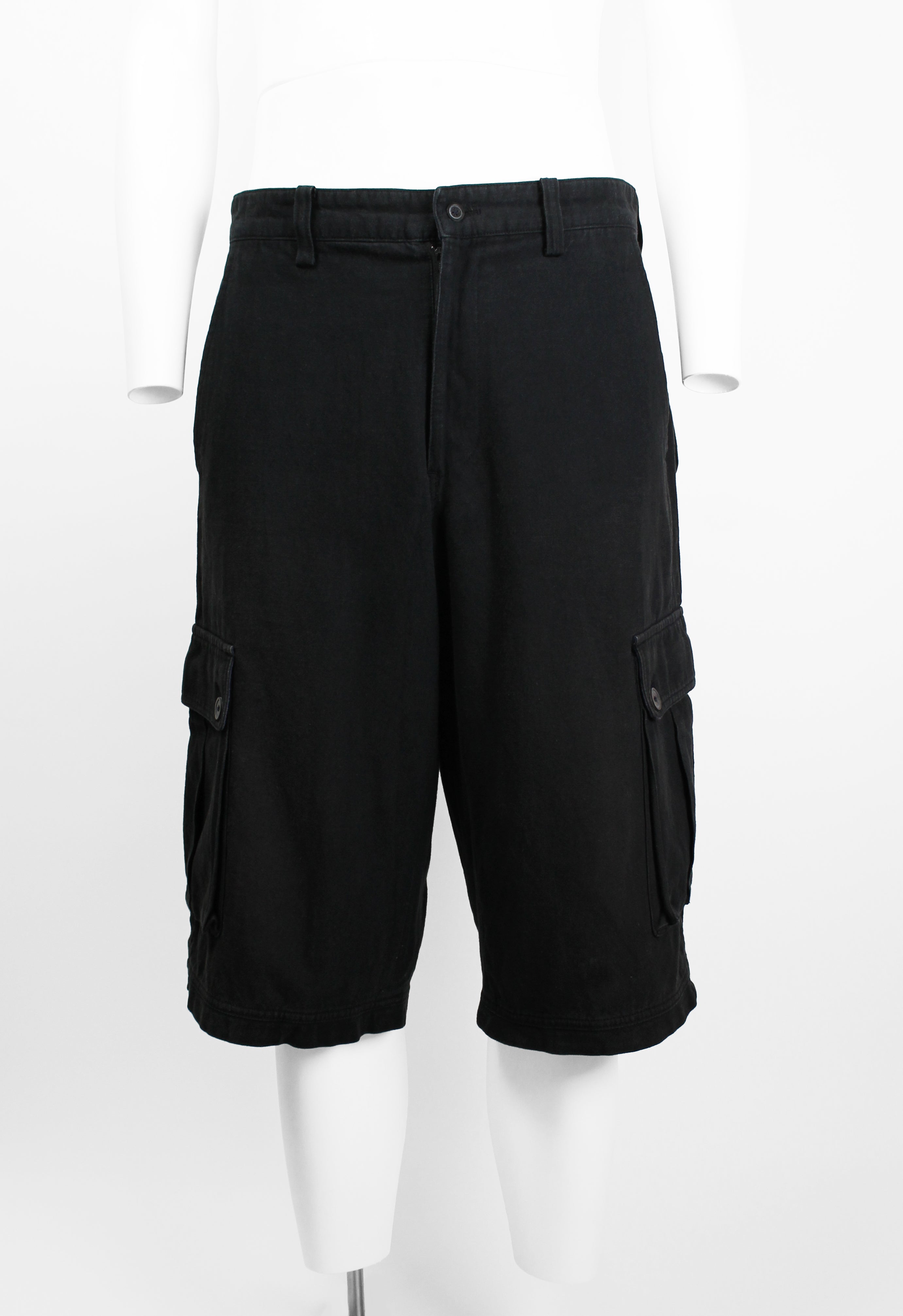 ISSEY MIYAKE MEN SS 2004 DETACHABLE POUCH CARGO SHORTS