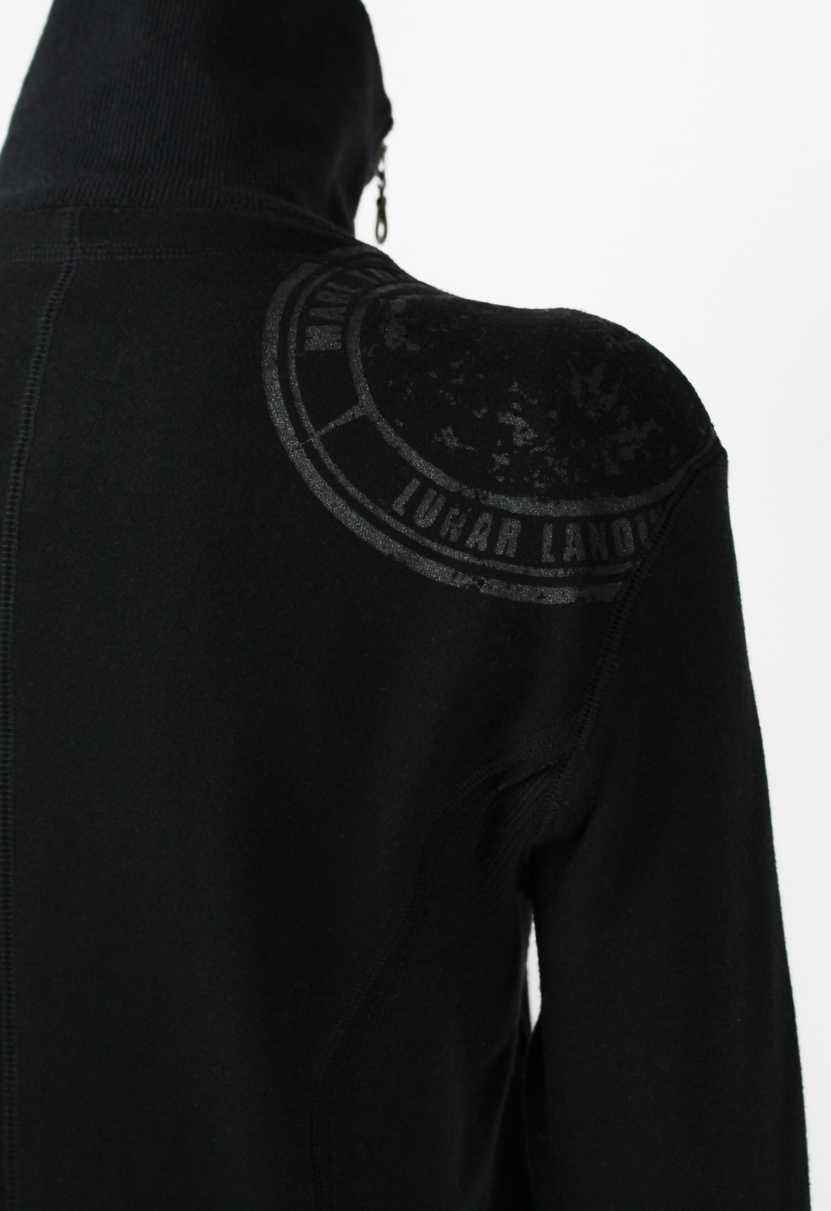 ISSEY MIYAKE FW 2004 BLACK GRAPHIC DOUBLE ZIP SWEATER