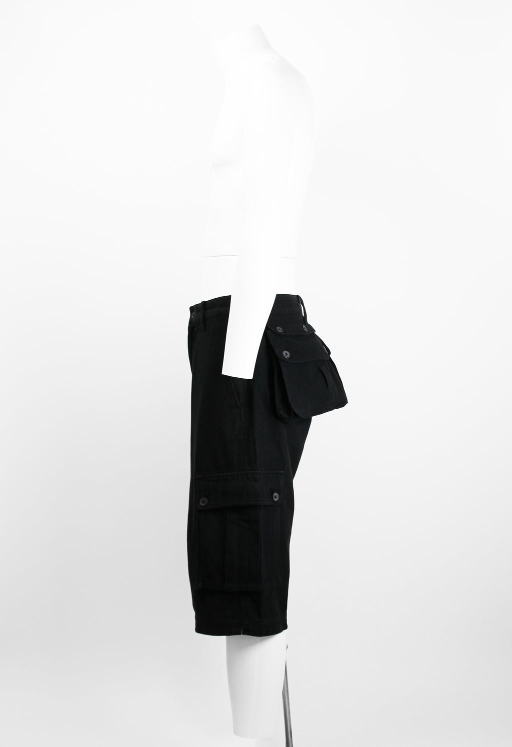 ISSEY MIYAKE MEN SS 2004 DETACHABLE POUCH CARGO SHORTS
