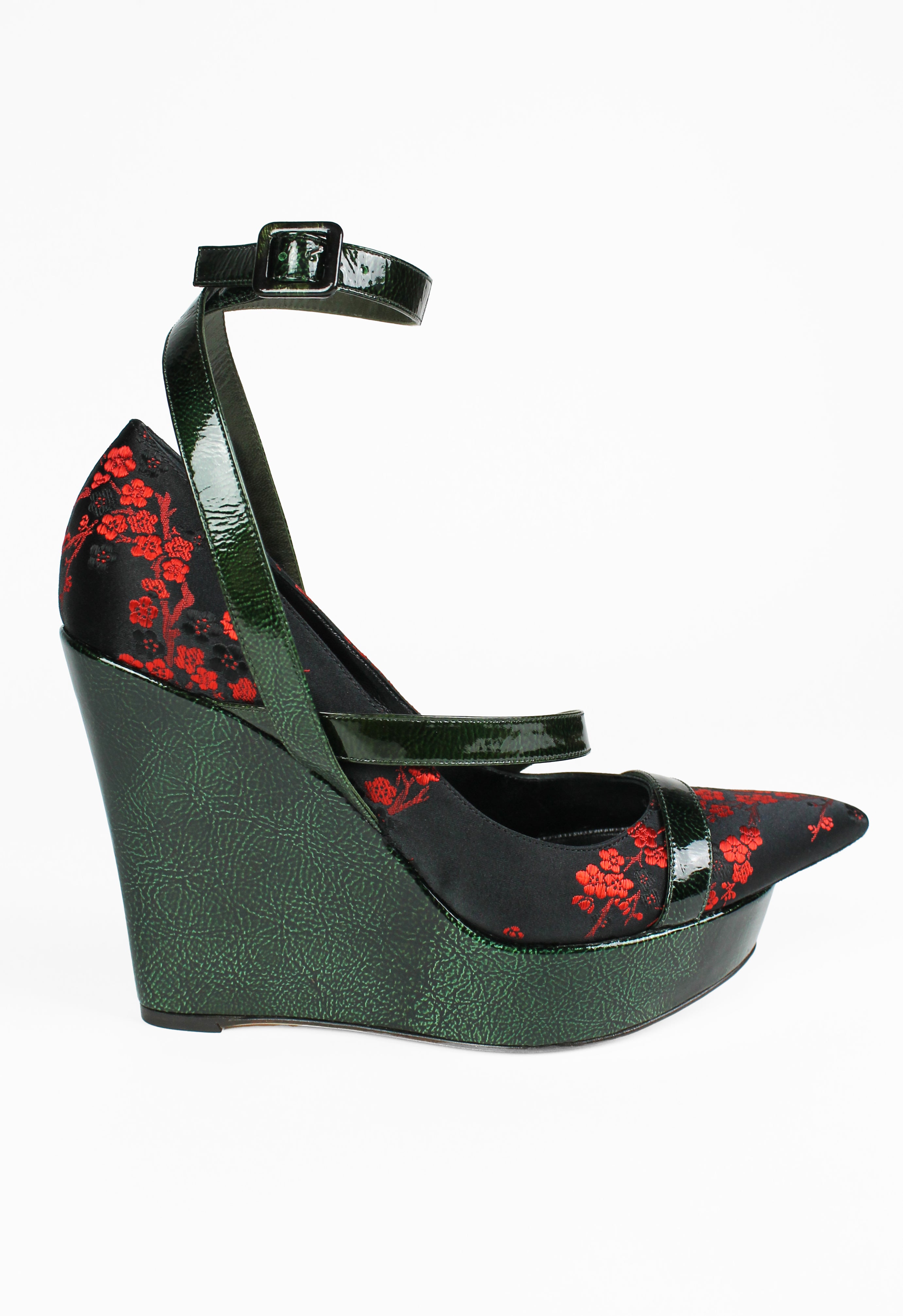 JEAN PAUL GAULTIER FW 2001 COUTURE EMBROIDERED STACKED HEELS